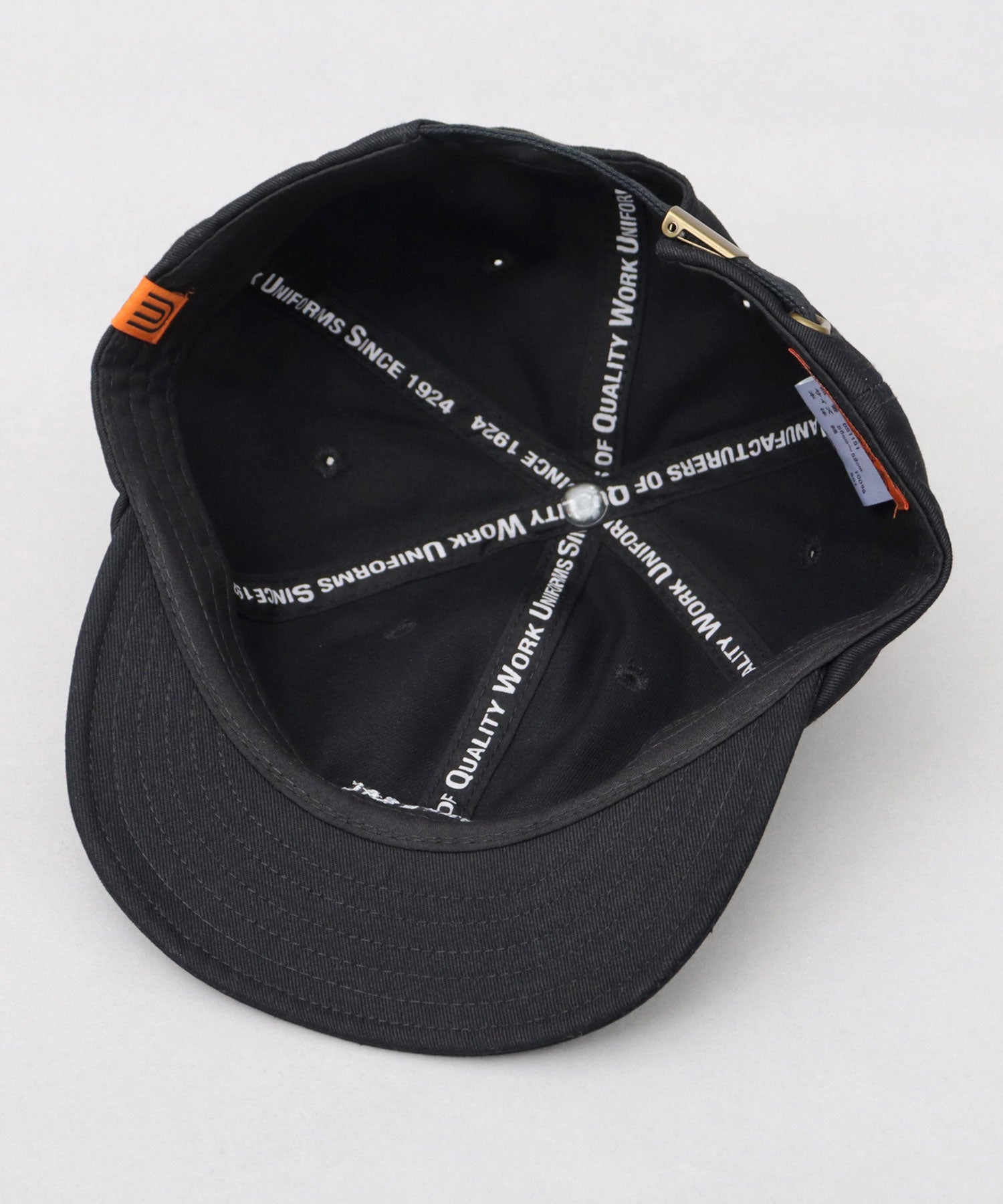 ユニバーサルオーバーオール UNIVERSAL OVERALL ロゴ刺繍 コットン ショートバイザーキャップ ショートブリム アンパイアキャップ (ダークグリーン) ダークグリーン