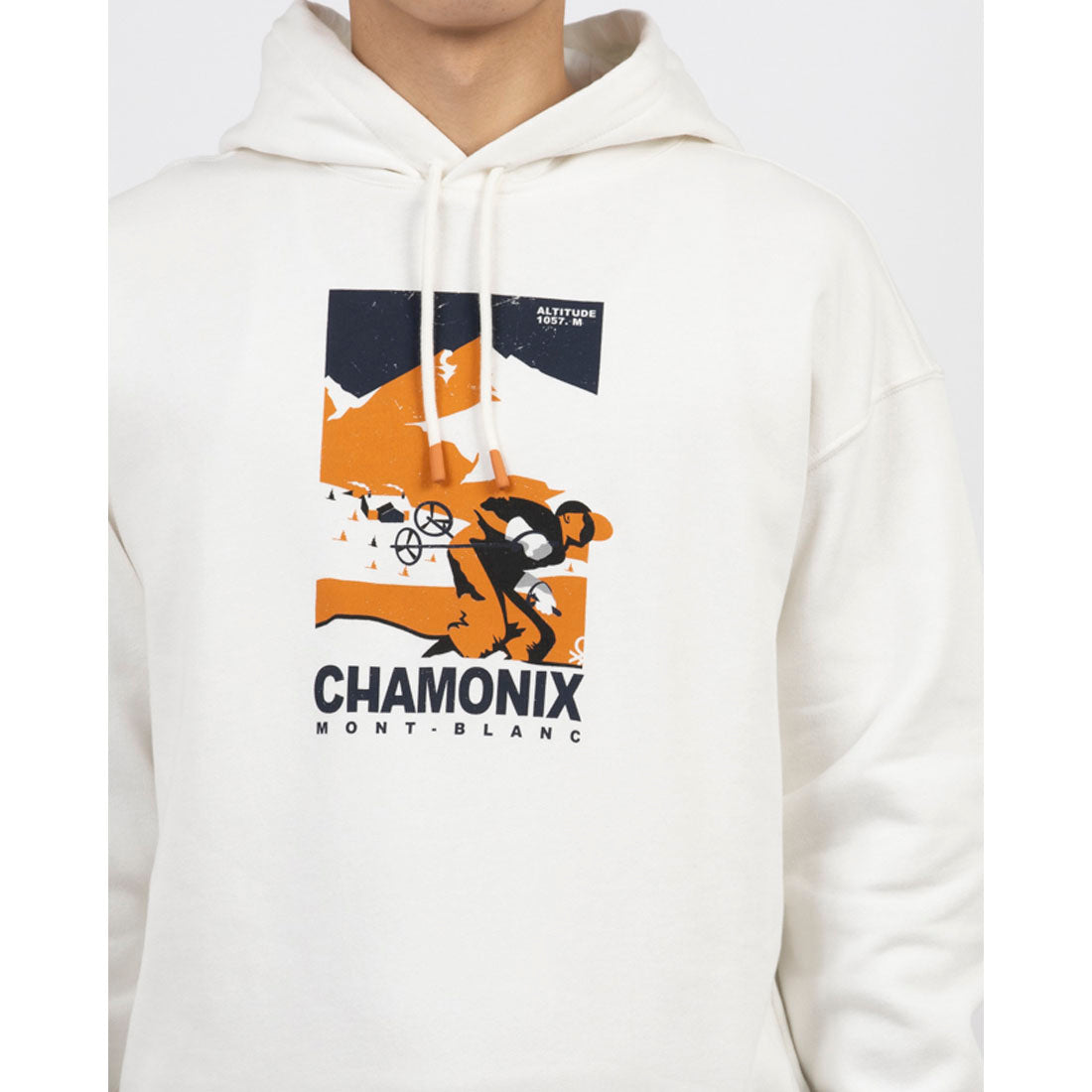 United Colors of Benetton. Winter Design Front Print Sweat Hoodie.
