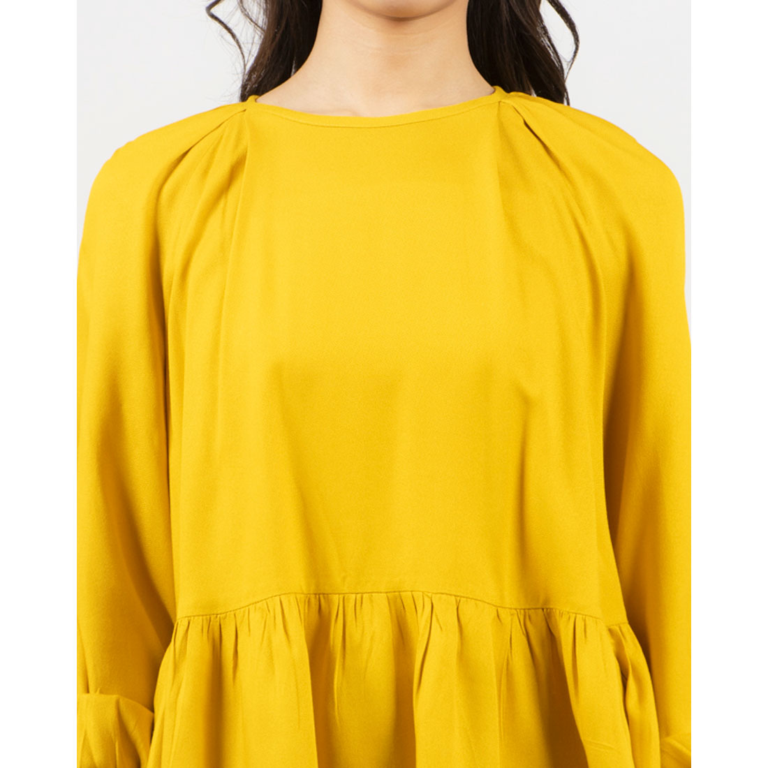 United Colors of Benetton UNITED COLORS OF BENETTON. Long Sleeve Crew Neck Peplum Blouse/Shirt