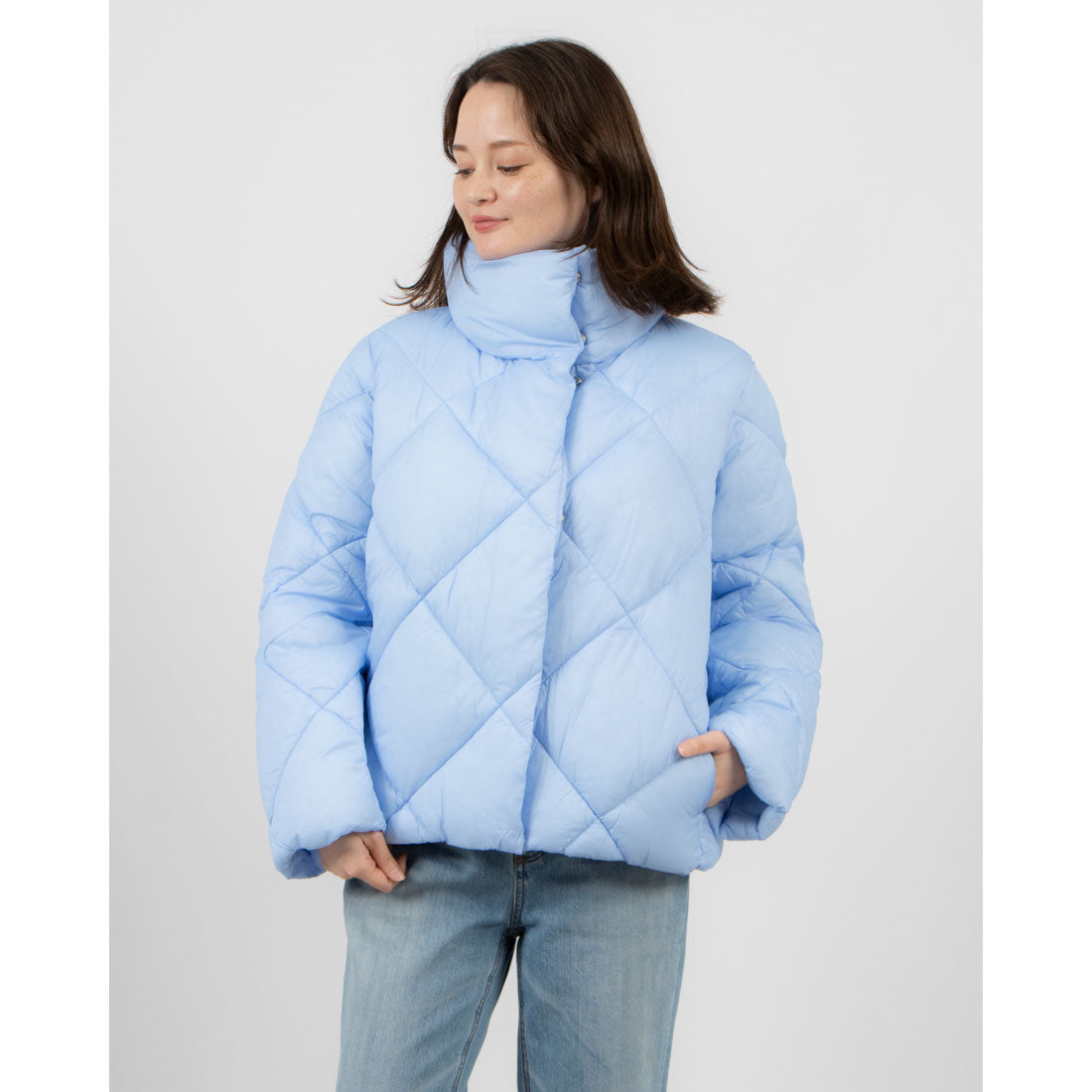 United Colors of Benetton. Big Stand Collar Quilted Mid-Length Jacket