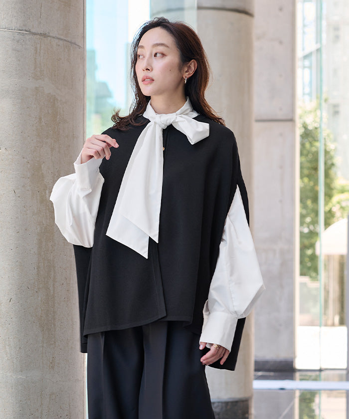 ユアーズ ur's ゴールド釦ケープニットカーディガン (ホワイト/ブラック) ホワイト/ブラック