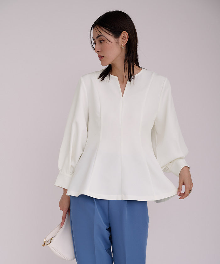 ユアーズ ur's キーネックボリュームスリーブペプラムトップス (ホワイト) ホワイト