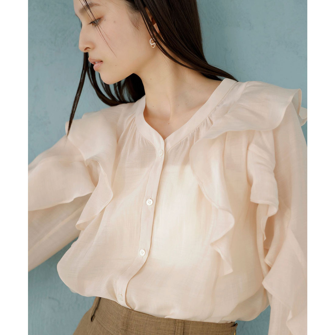 ビス VIS 【前後2WAY】ラッフルフリルブラウス (ベージュ(27)) ベージュ(27)
