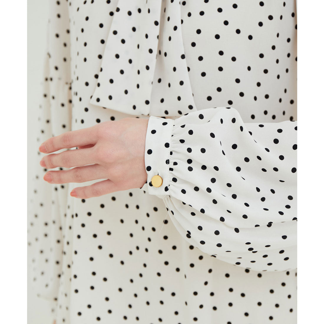 ビス VIS 【鎌倉シャツ×VIS】【マルチWAY】ボウタイ付きボリューム袖ブラウス (ラベンダー系(53)) ラベンダー系(53)