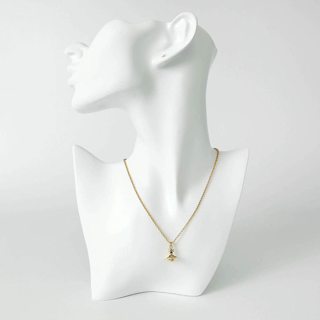 ヴィヴィアン ウエストウッド Vivienne Westwood ネックレス ニュー プチ オーブ PENDANT NECKLACE 63020098 02R001 CN 27723275 R001 GOLD (ゴールド) ゴールド