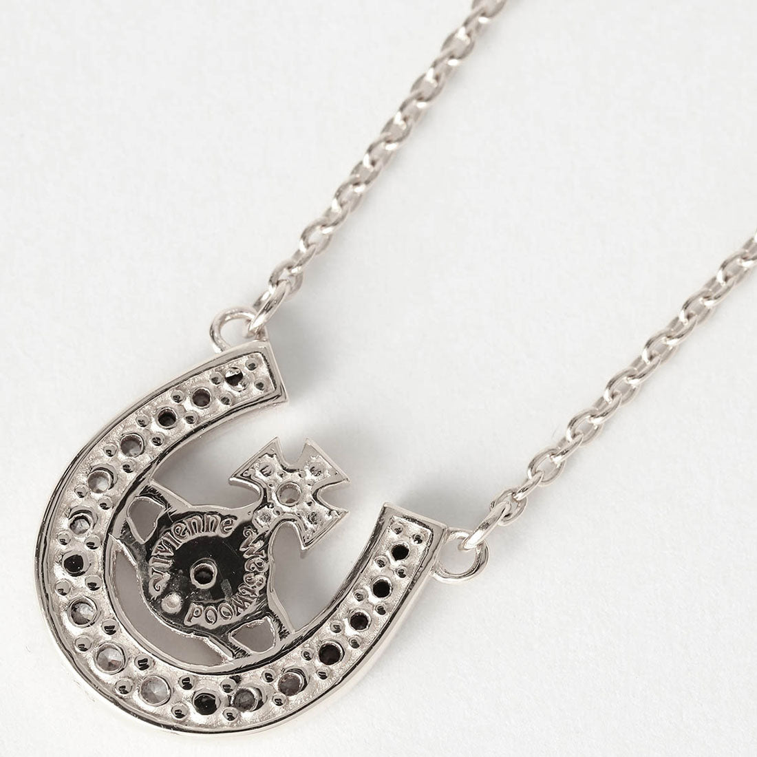 ヴィヴィアン ウエストウッド Vivienne Westwood ネックレス MARE PENDANT 630203H4 01P102 37383891 01P102 (プラチナ) プラチナ