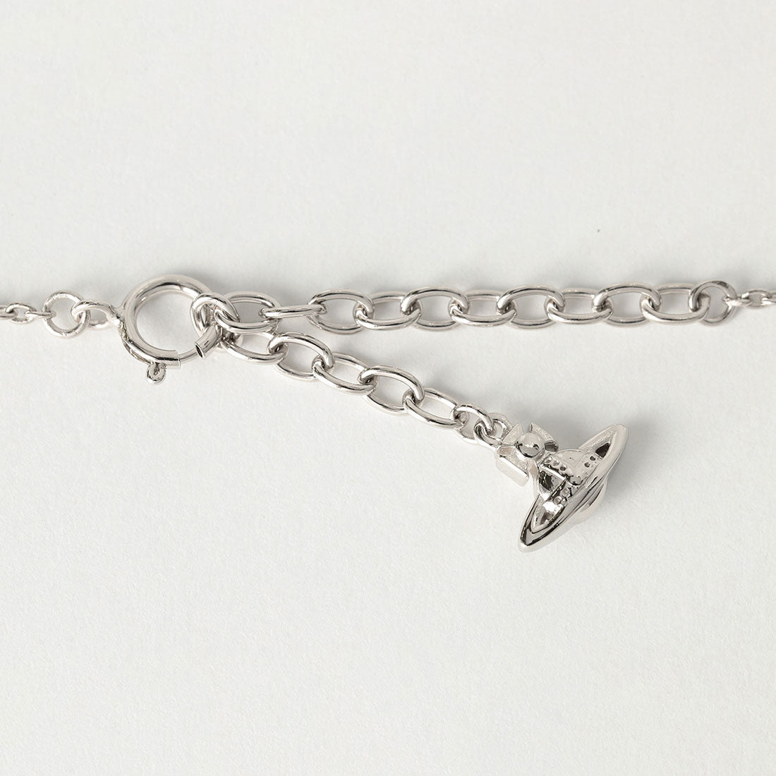 ヴィヴィアン ウエストウッド Vivienne Westwood ネックレス MARE PENDANT 630203H4 01P102 37383891 01P102 (プラチナ) プラチナ