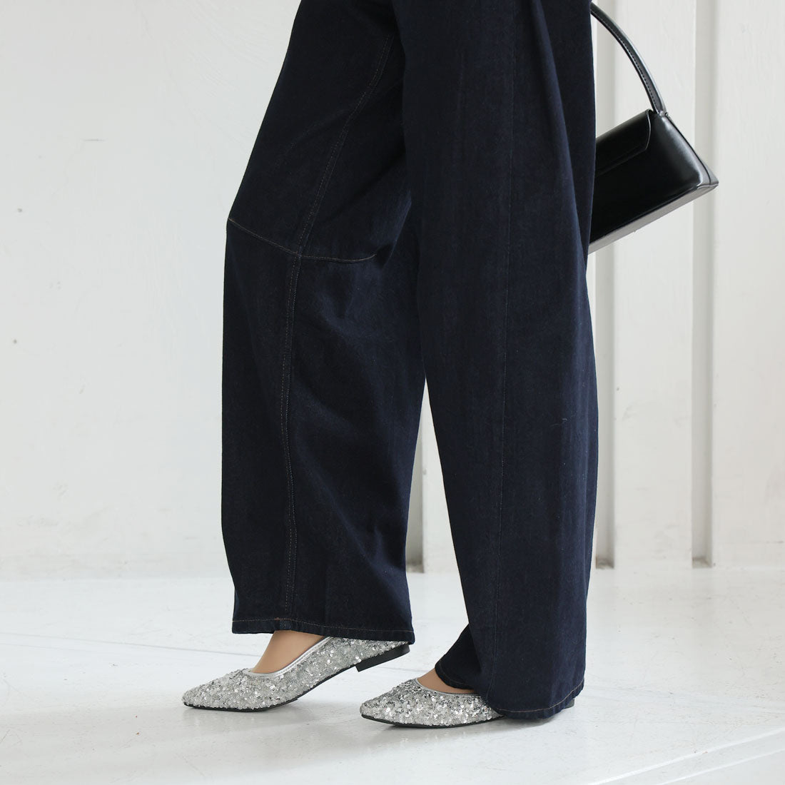 ヴィヴィアン VIVIAN ポインテッドトゥスパンコールフラットパンプス (シルバーコンビ) シルバーコンビ