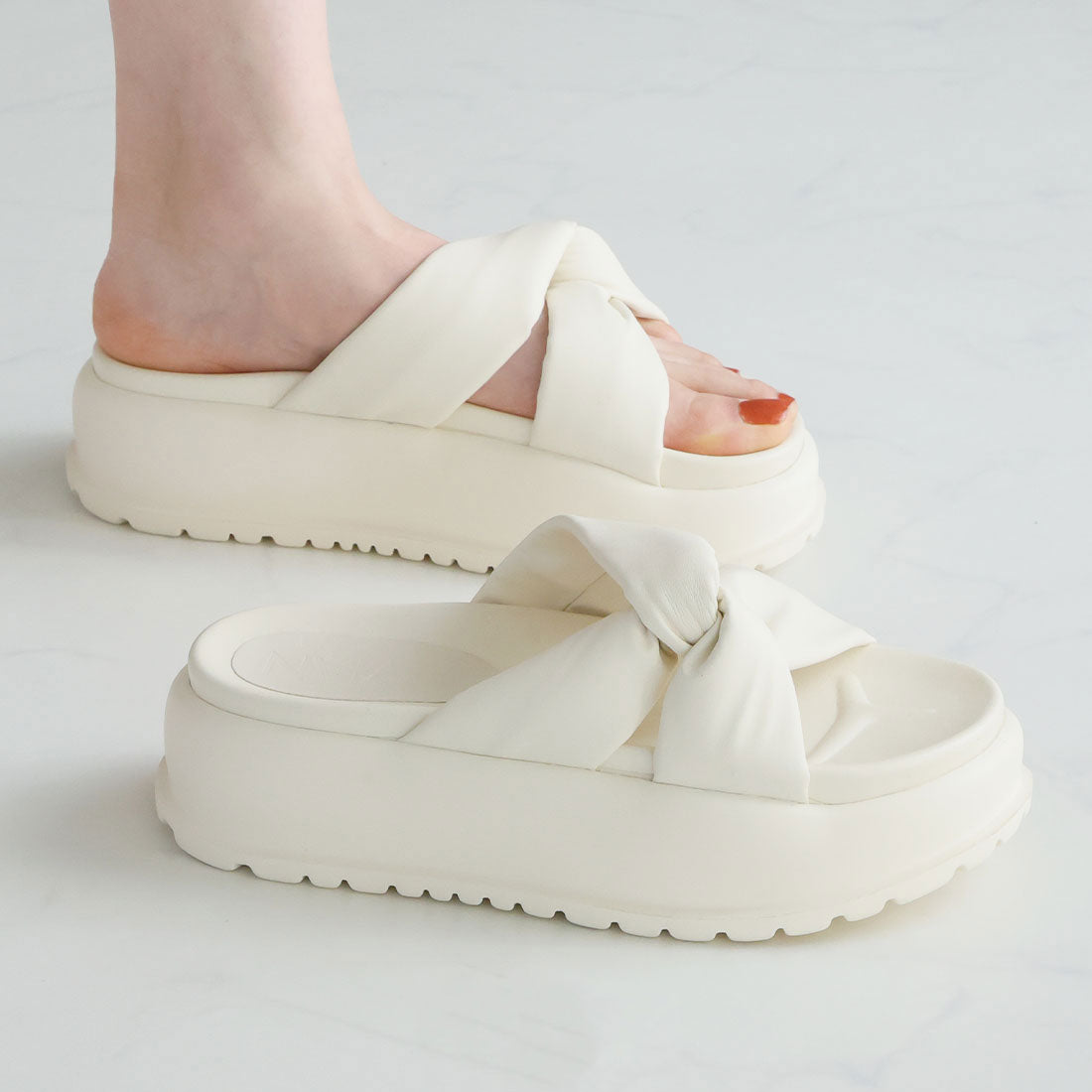 ヴィヴィアン VIVIAN 厚底サイドクロスデザインサンダル