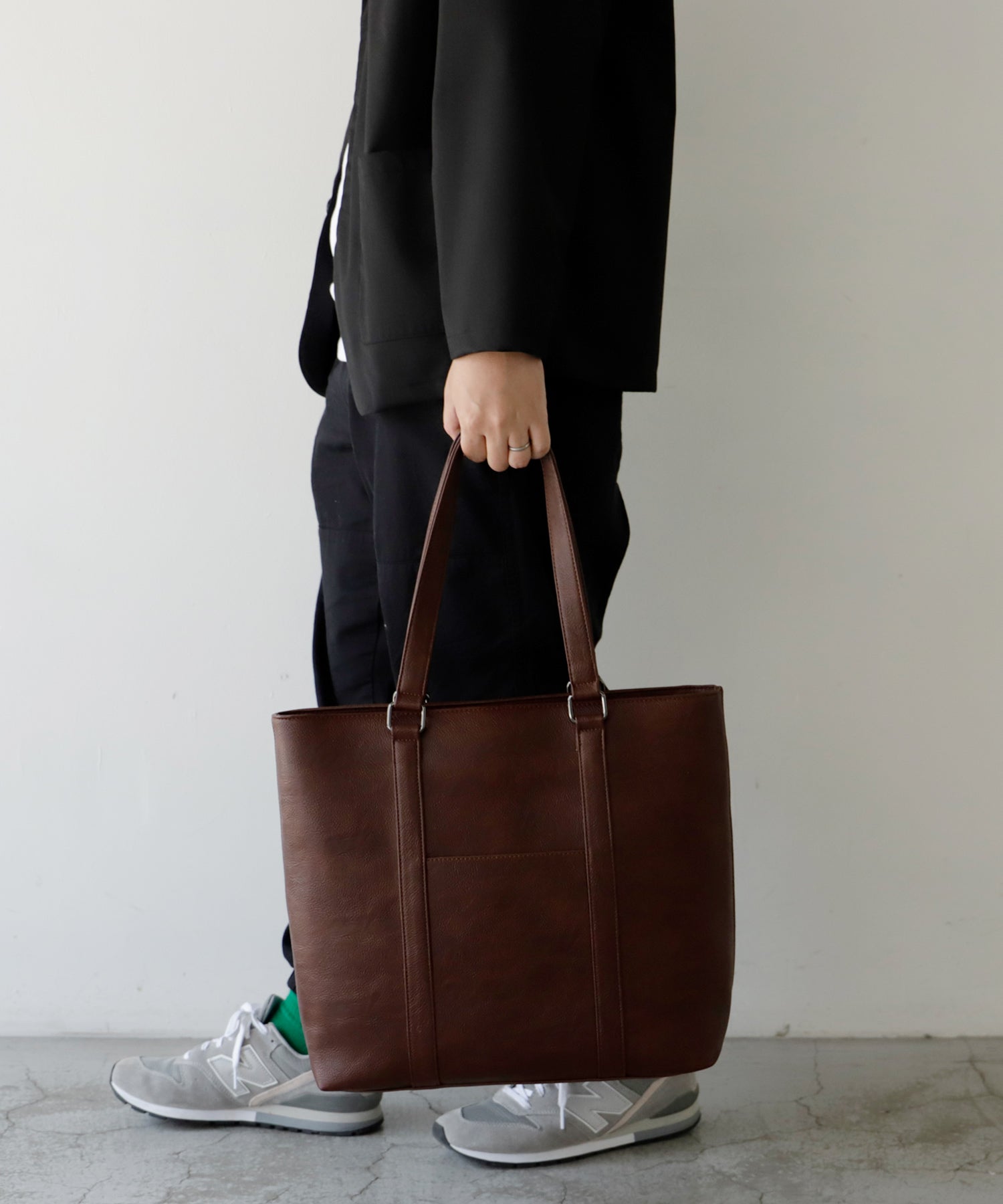 ヴィータフェリーチェ VitaFelice トートバッグ メンズ A4 ノートPC収納 自立 肩掛け 通勤通学 ビジネスバッグ カッチリ フェイクレザーバッグ 秋冬