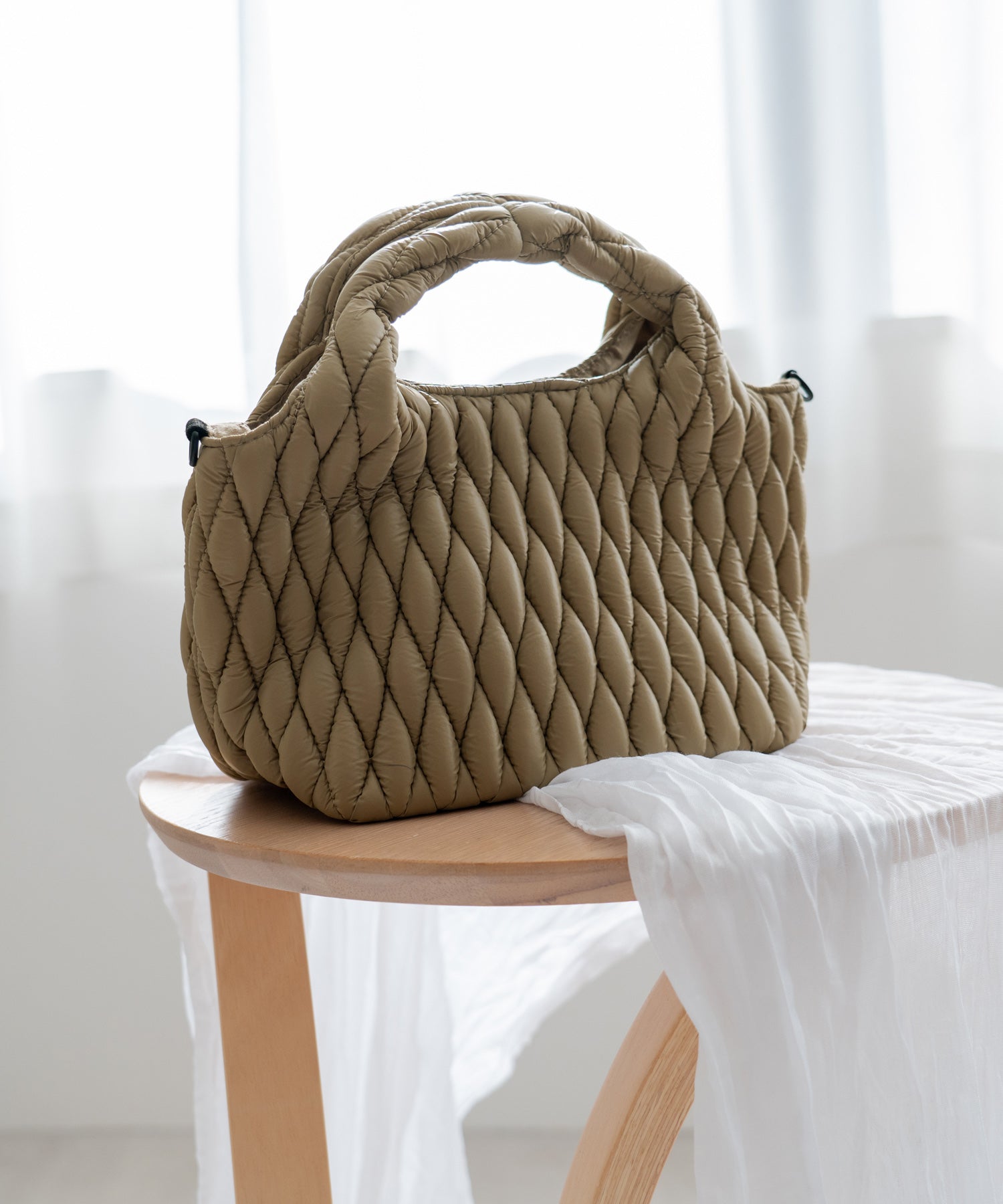 ヴィータフェリーチェ VitaFelice キルティング2wayトートバッグ (KHAKI) KHAKI