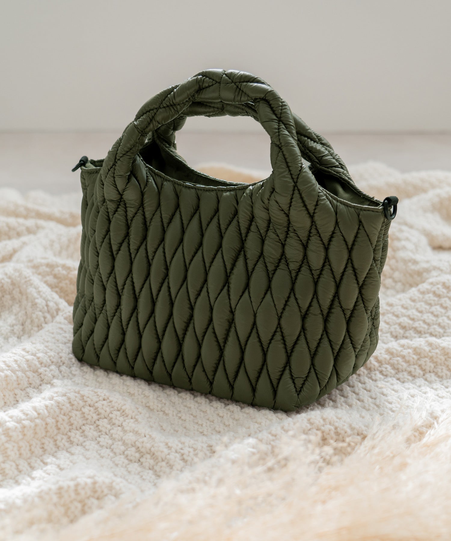 ヴィータフェリーチェ VitaFelice キルティング2wayトートバッグ (KHAKI) KHAKI