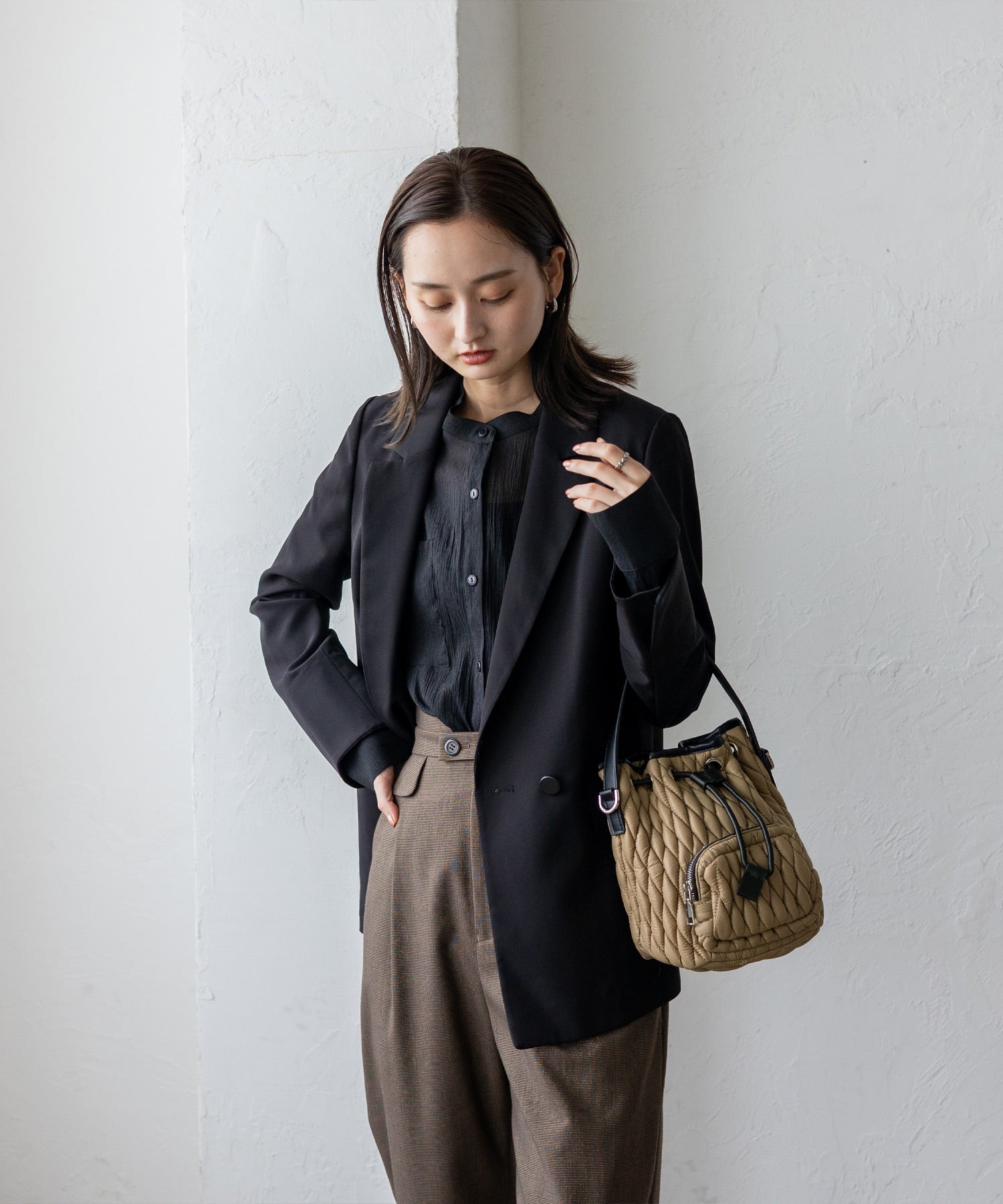 ヴィータフェリーチェ VitaFelice キルティング2way巾着バッグ (BEIGE) BEIGE