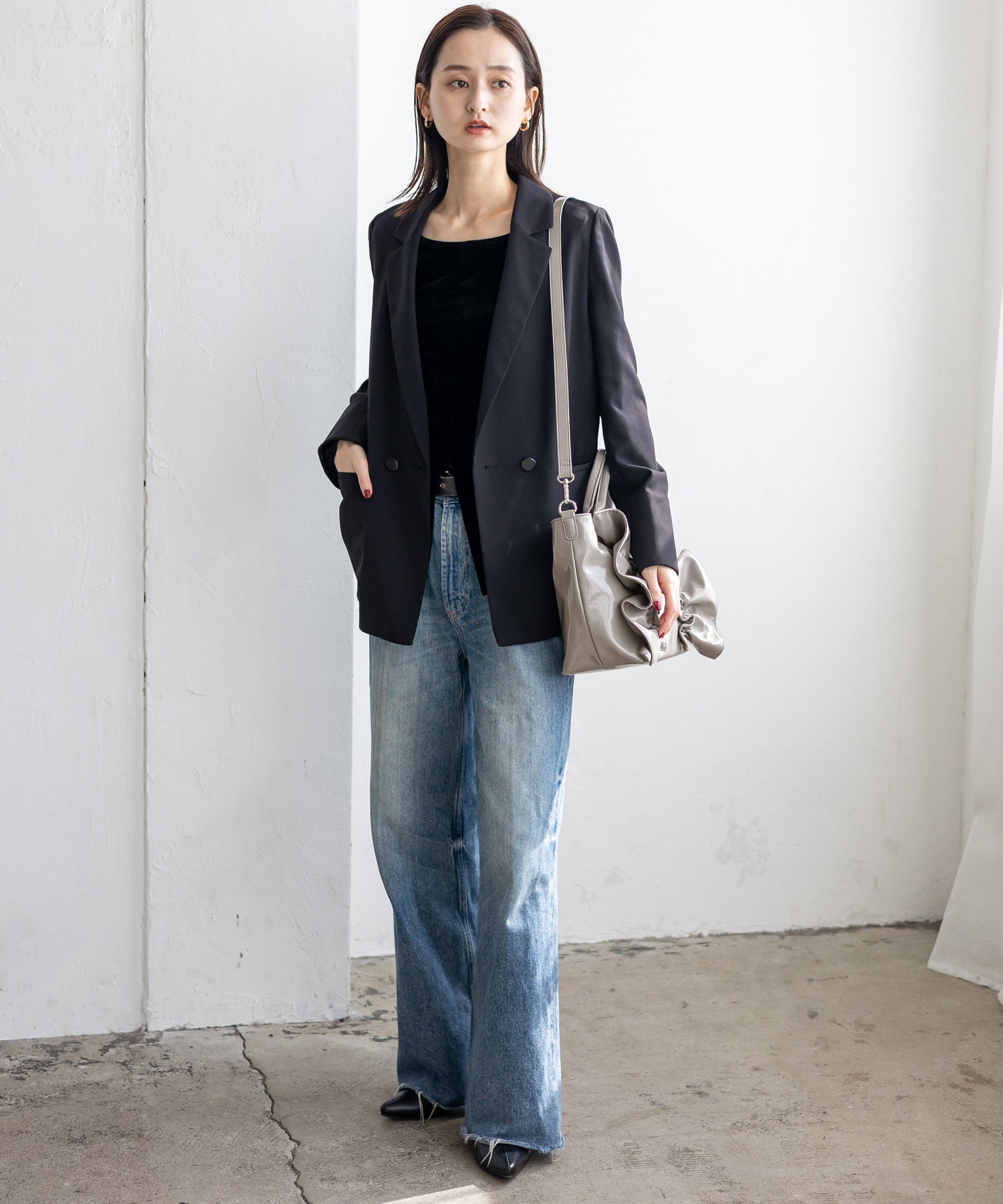 ヴィータフェリーチェ VitaFelice エナメル2wayフリルトートバッグ (MOCHA) MOCHA