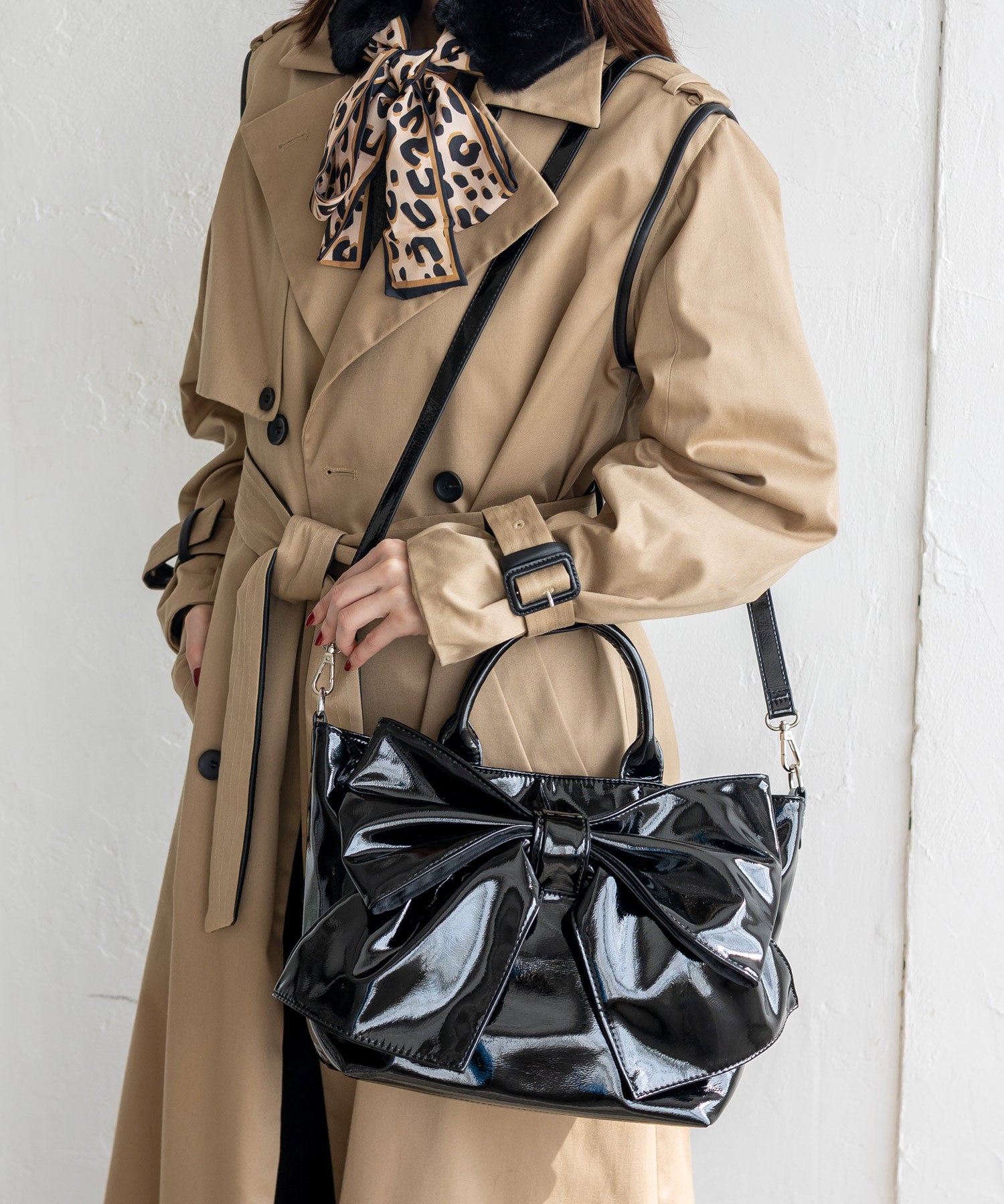 ヴィータフェリーチェ VitaFelice エナメル2wayリボントートバッグ (MOCHA) MOCHA