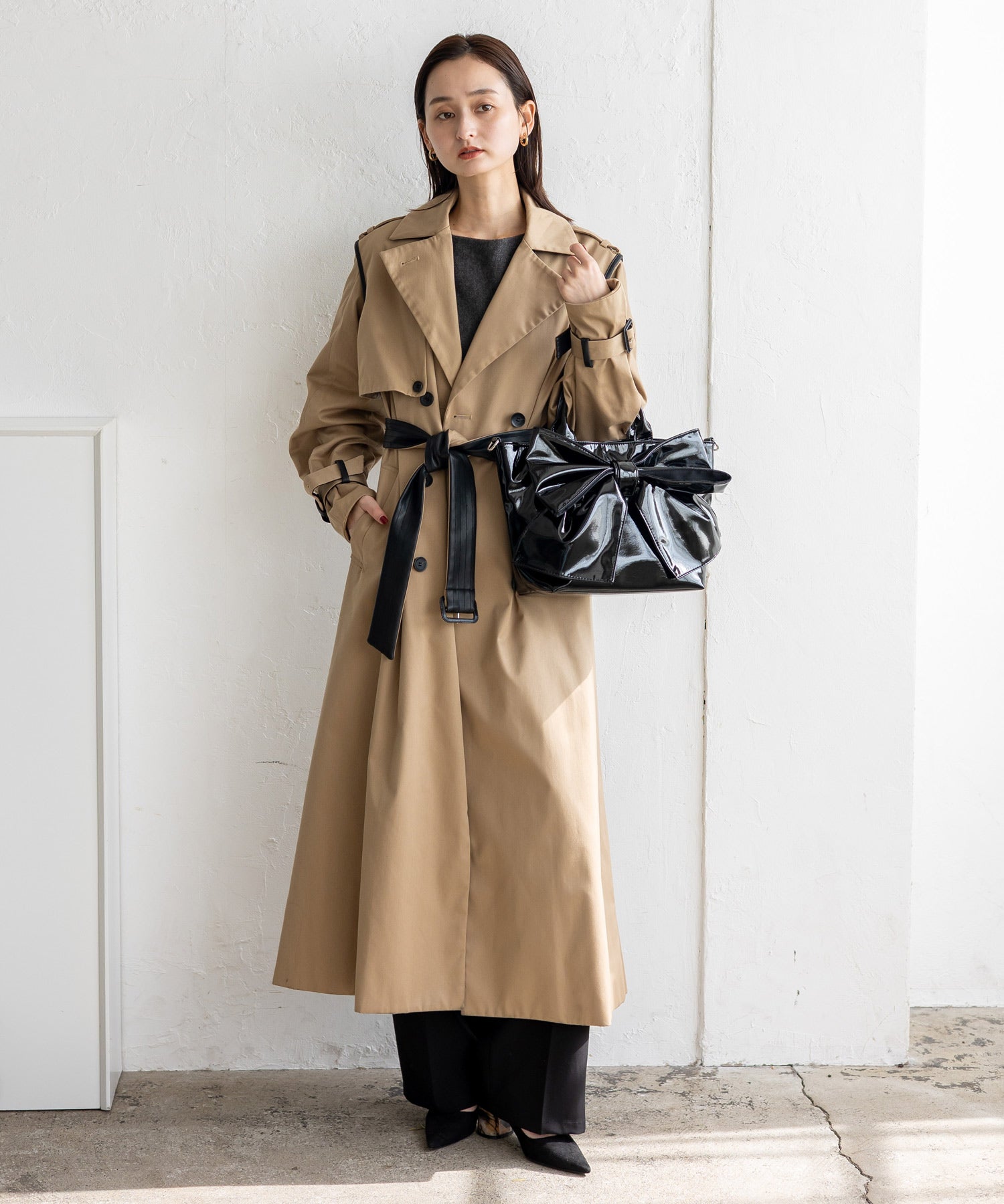 ヴィータフェリーチェ VitaFelice エナメル2wayリボントートバッグ (MOCHA) MOCHA