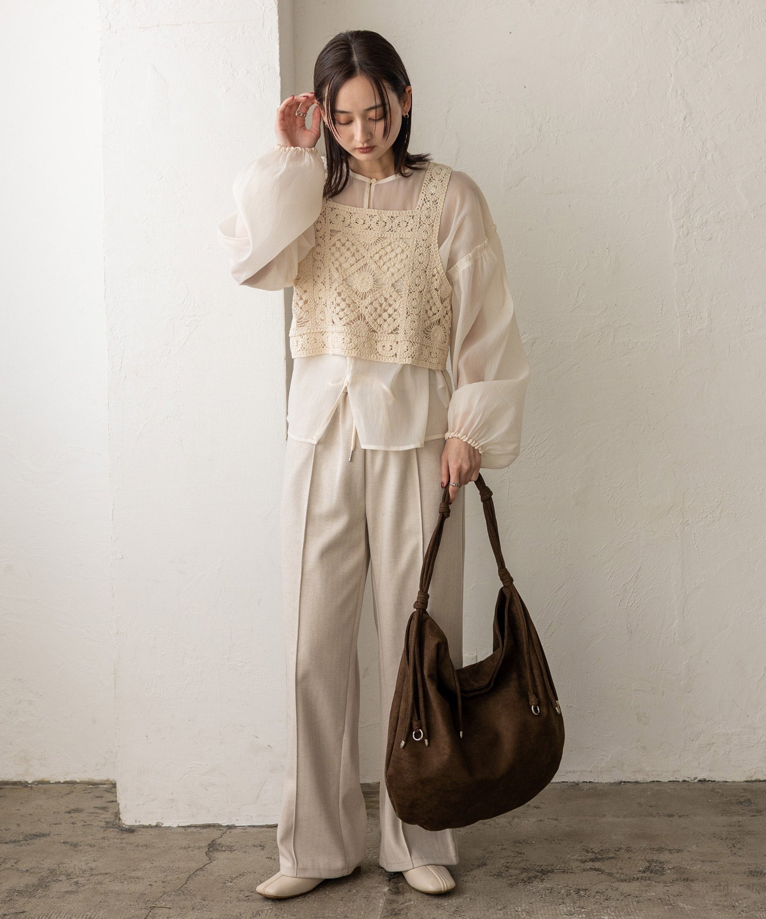 ヴィータフェリーチェ VitaFelice スエードワンハンドルバッグ (KHAKI) KHAKI