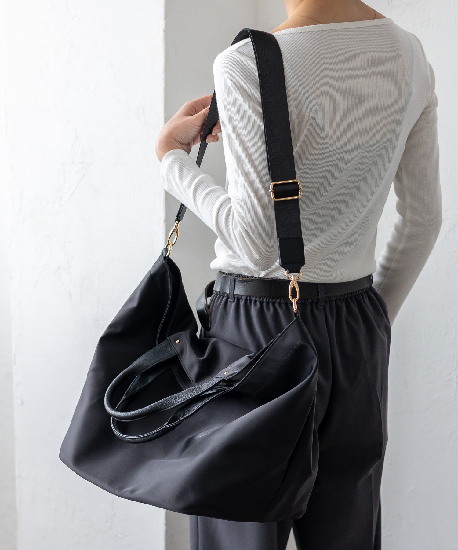 ヴィータフェリーチェ VitaFelice 本革×ナイロントートバッグ 本革ハンドル A4 斜めがけ 2way ショルダーバッグ 旅行バッグ 出張バッグ マザーバッグ (BLACK) BK