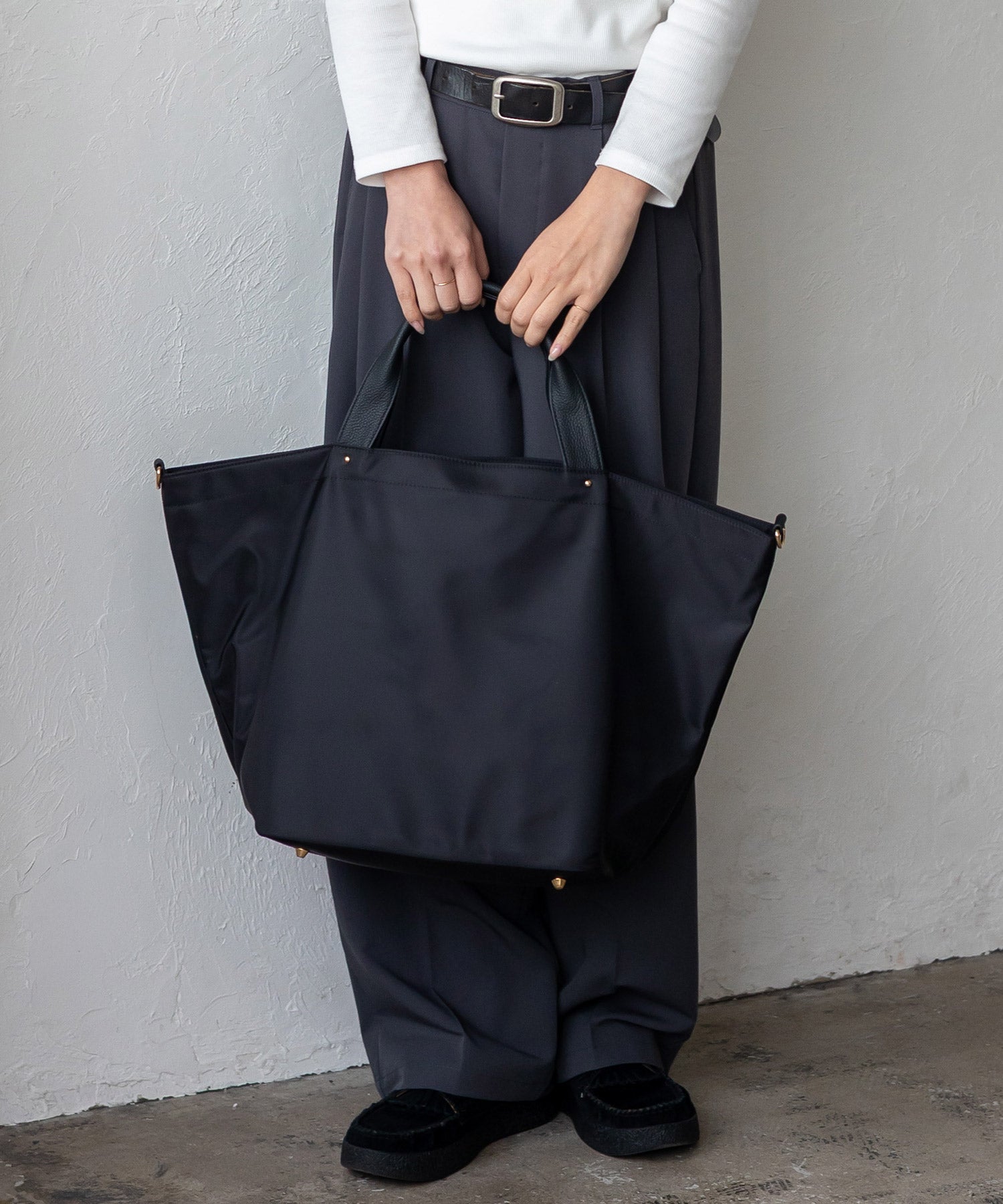 ヴィータフェリーチェ VitaFelice 本革×ナイロントートバッグ 本革ハンドル A4 斜めがけ 2way ショルダーバッグ 旅行バッグ 出張バッグ マザーバッグ (BLACK) BK