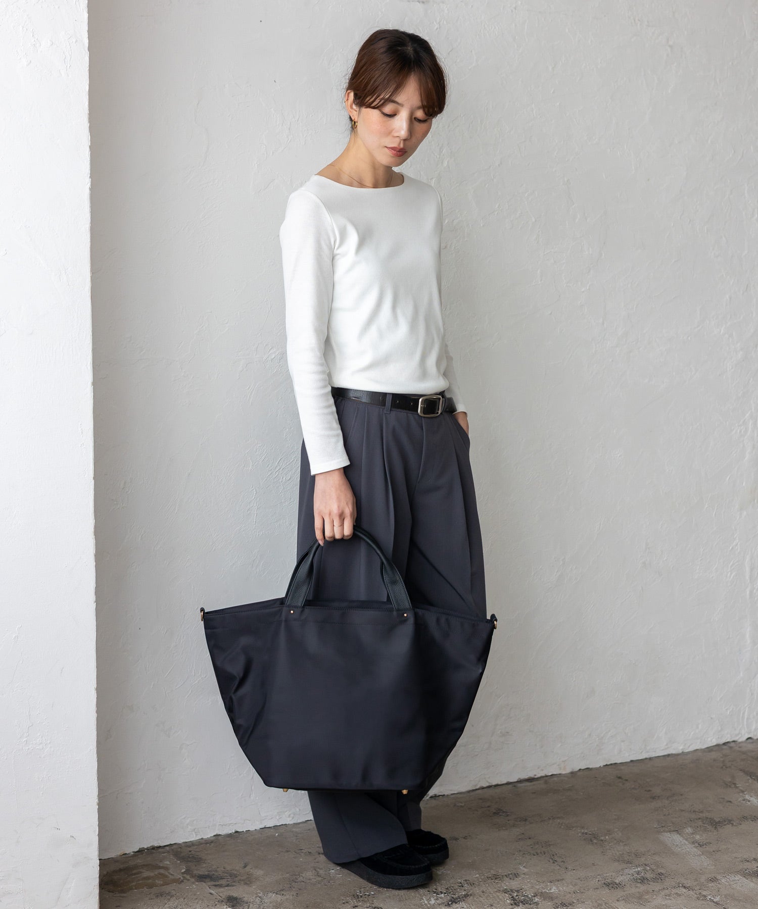 ヴィータフェリーチェ VitaFelice 本革×ナイロントートバッグ 本革ハンドル A4 斜めがけ 2way ショルダーバッグ 旅行バッグ 出張バッグ マザーバッグ (BLACK) BK