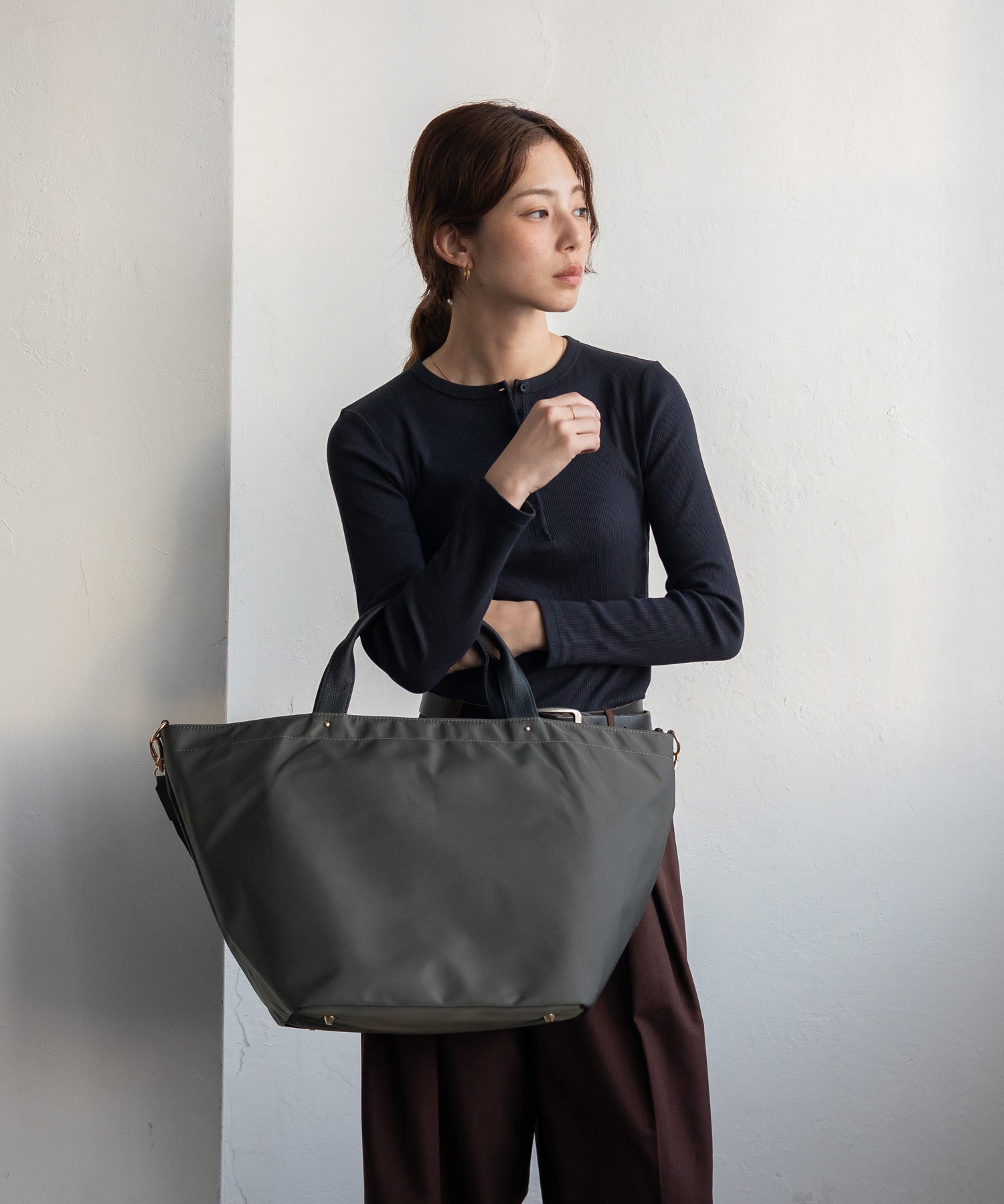 ヴィータフェリーチェ VitaFelice 本革×ナイロントートバッグ 本革ハンドル A4 斜めがけ 2way ショルダーバッグ 旅行バッグ 出張バッグ マザーバッグ (BLACK) BK