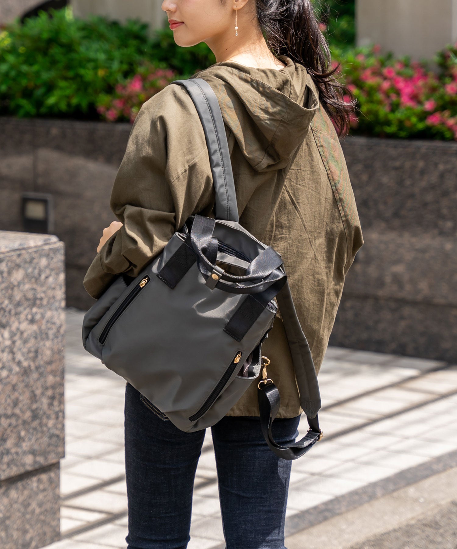 ヴィータフェリーチェ VitaFelice 『実用性』と『女性らしさ』にこだわったリュックサック,GY