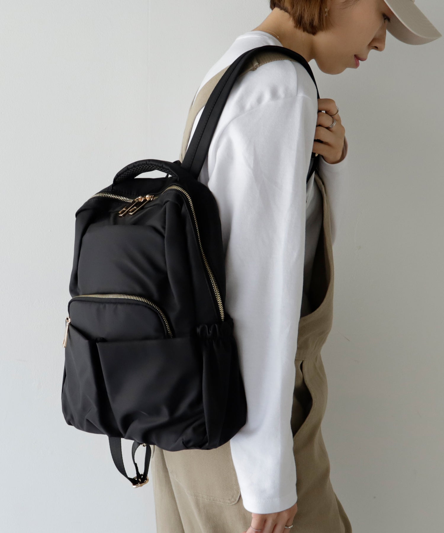 ヴィータフェリーチェ VitaFelice 10ポケットナイロンリュック (BLACK) BK