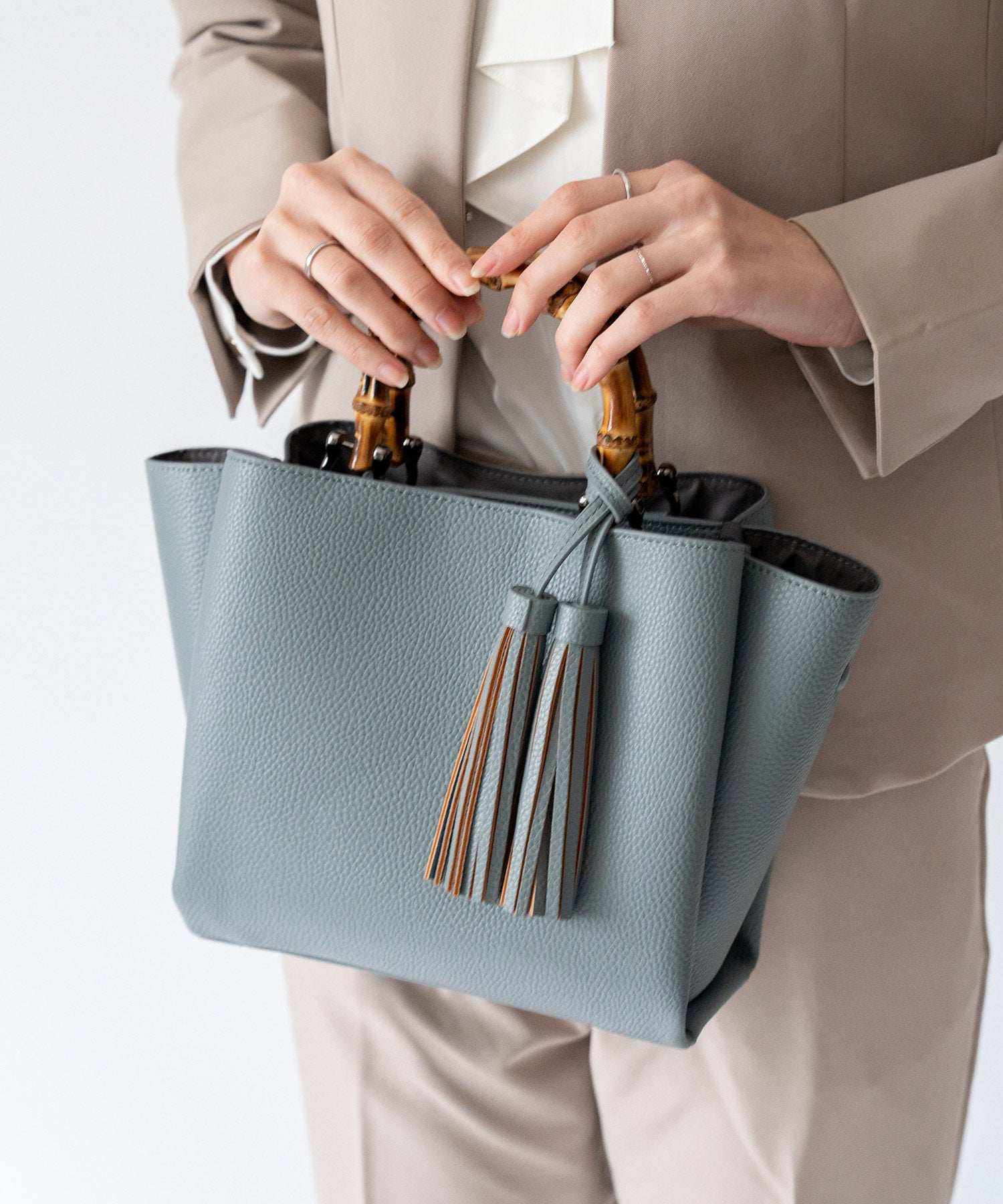 ヴィータフェリーチェ VitaFelice バンブーハンドル2wayミニバッグ (LIGHTBLUE) LIGHTBLUE