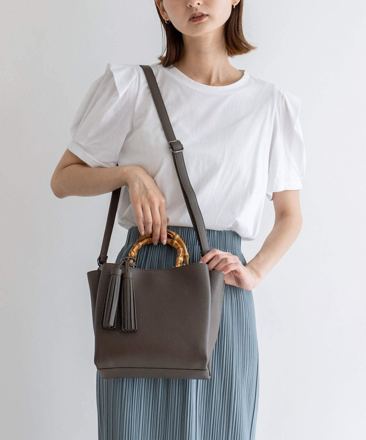 ヴィータフェリーチェ VitaFelice バンブーハンドル2wayミニバッグ (LIGHTBLUE) LIGHTBLUE