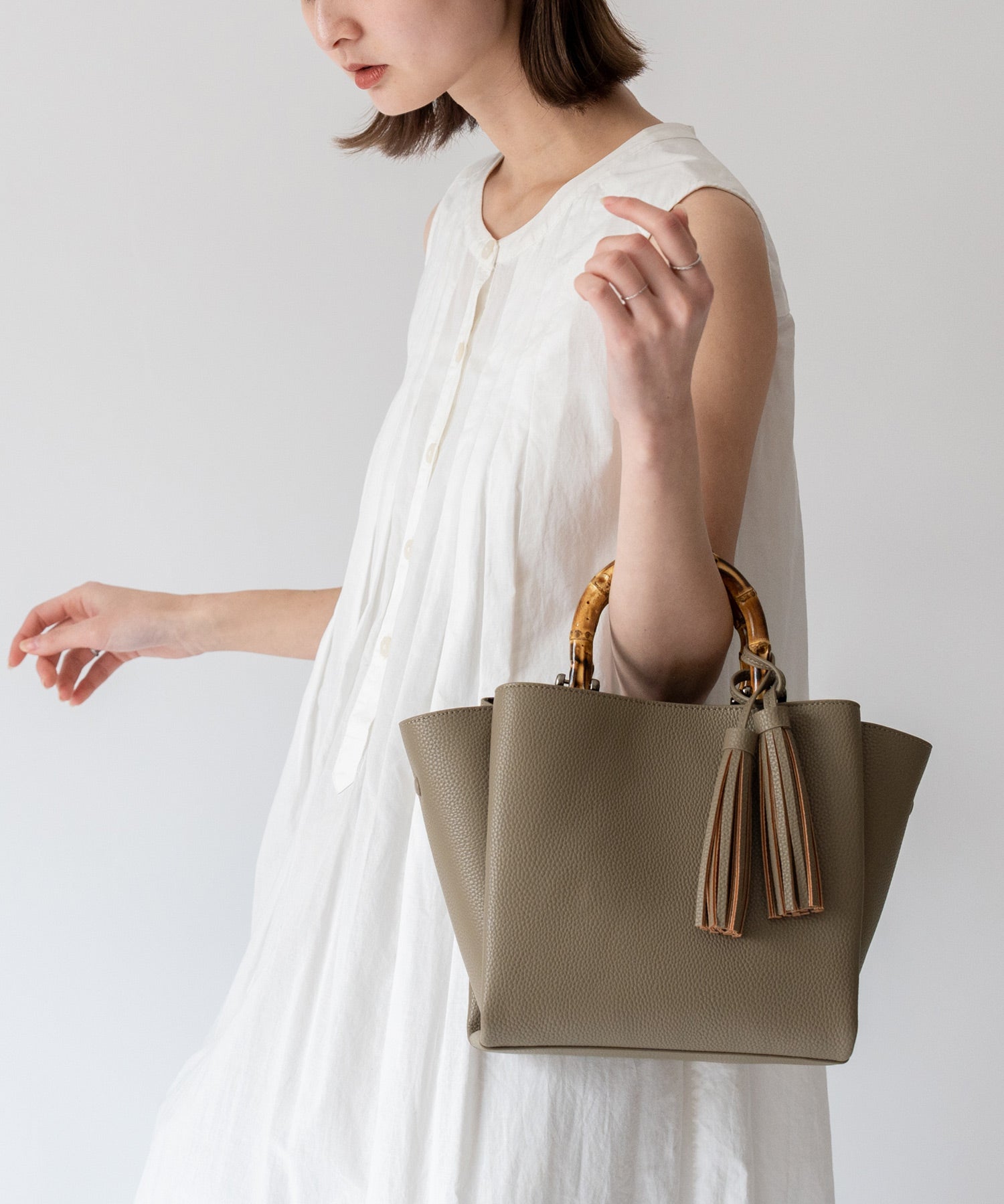 ヴィータフェリーチェ VitaFelice バンブーハンドル2wayミニバッグ (LIGHTBLUE) LIGHTBLUE