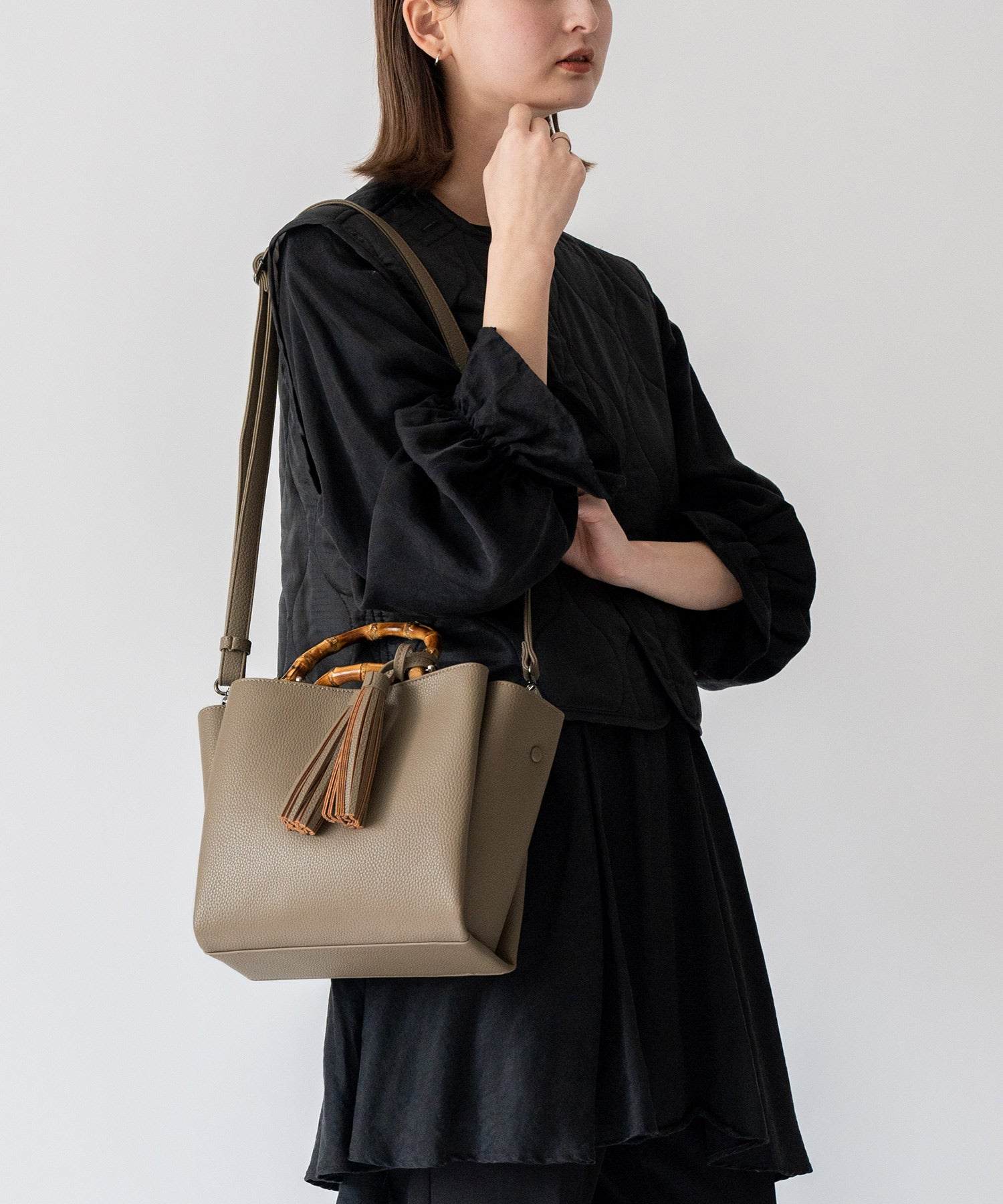 ヴィータフェリーチェ VitaFelice バンブーハンドル2wayミニバッグ (LIGHTBLUE) LIGHTBLUE