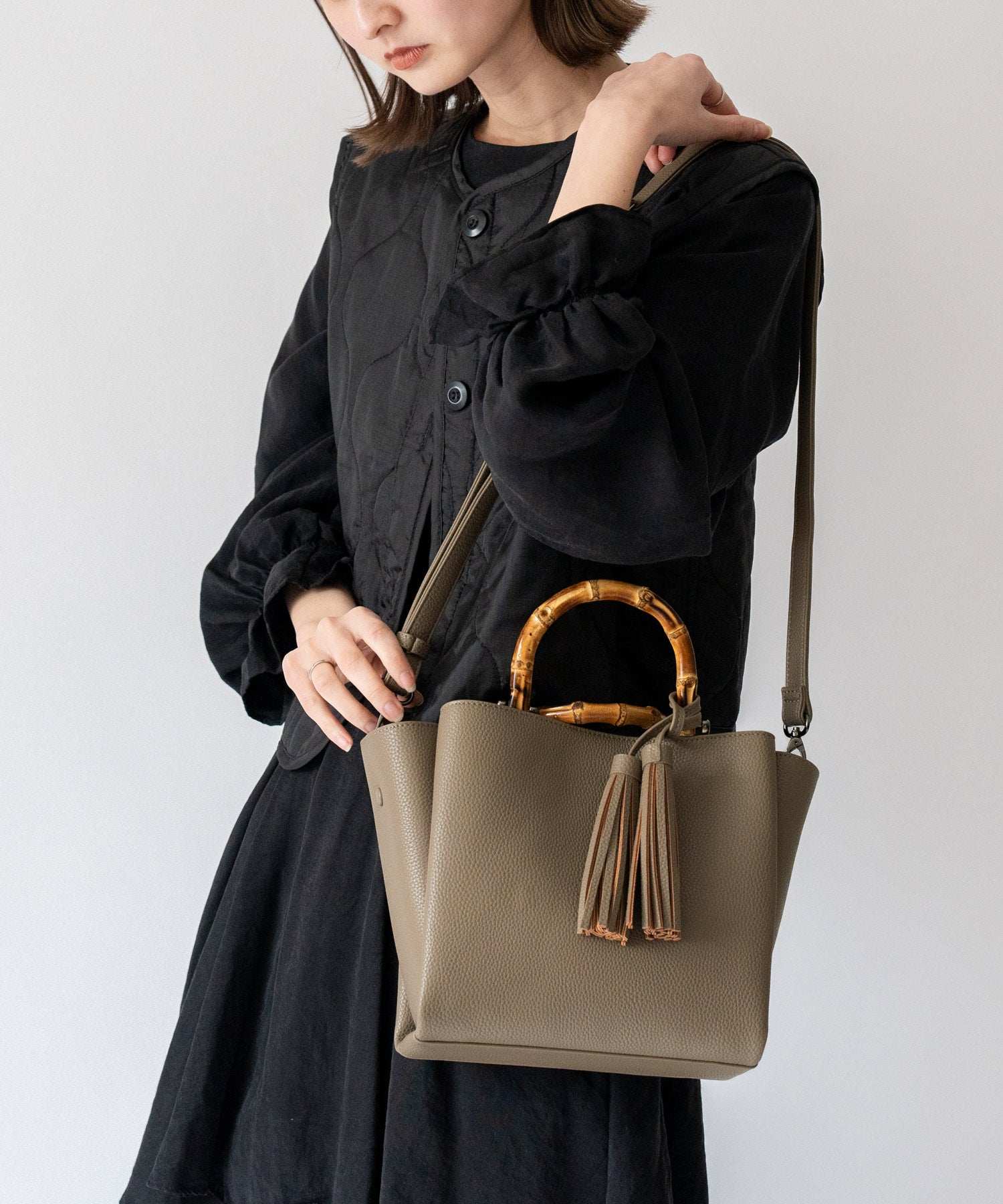 ヴィータフェリーチェ VitaFelice バンブーハンドル2wayミニバッグ (LIGHTBLUE) LIGHTBLUE