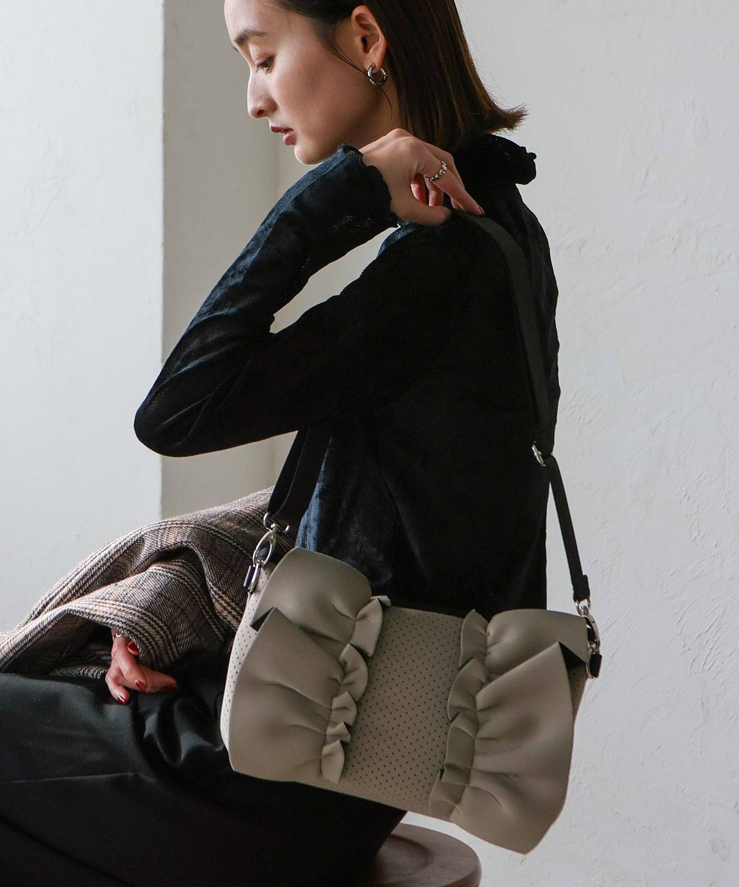 VitaFelice Neoprene 2-way ruffle shoulder bag
