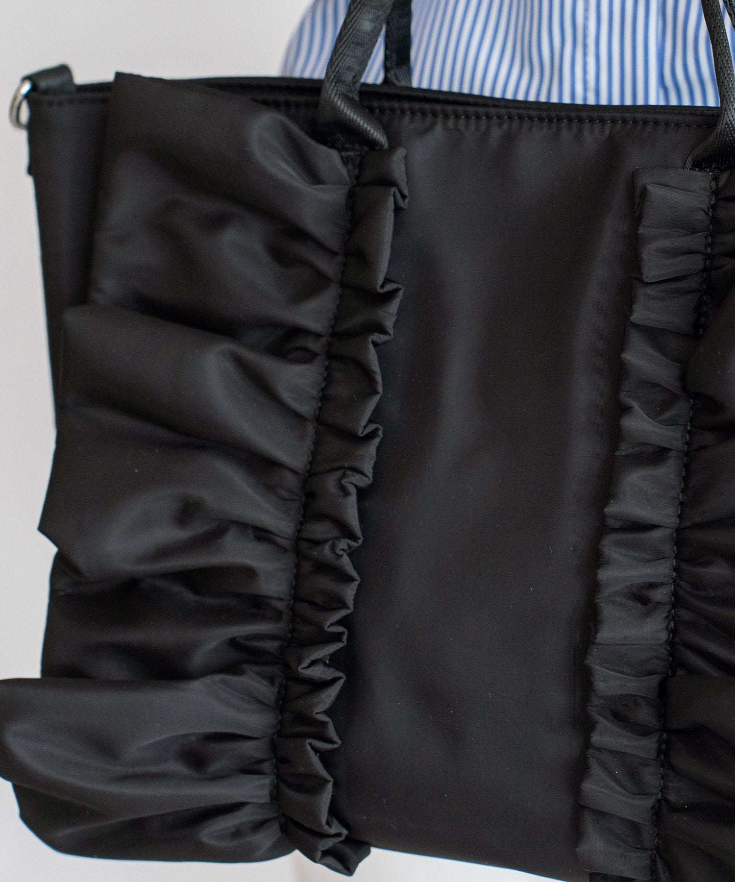 ヴィータフェリーチェ VitaFelice ナイロン2wayフリルトートバッグ