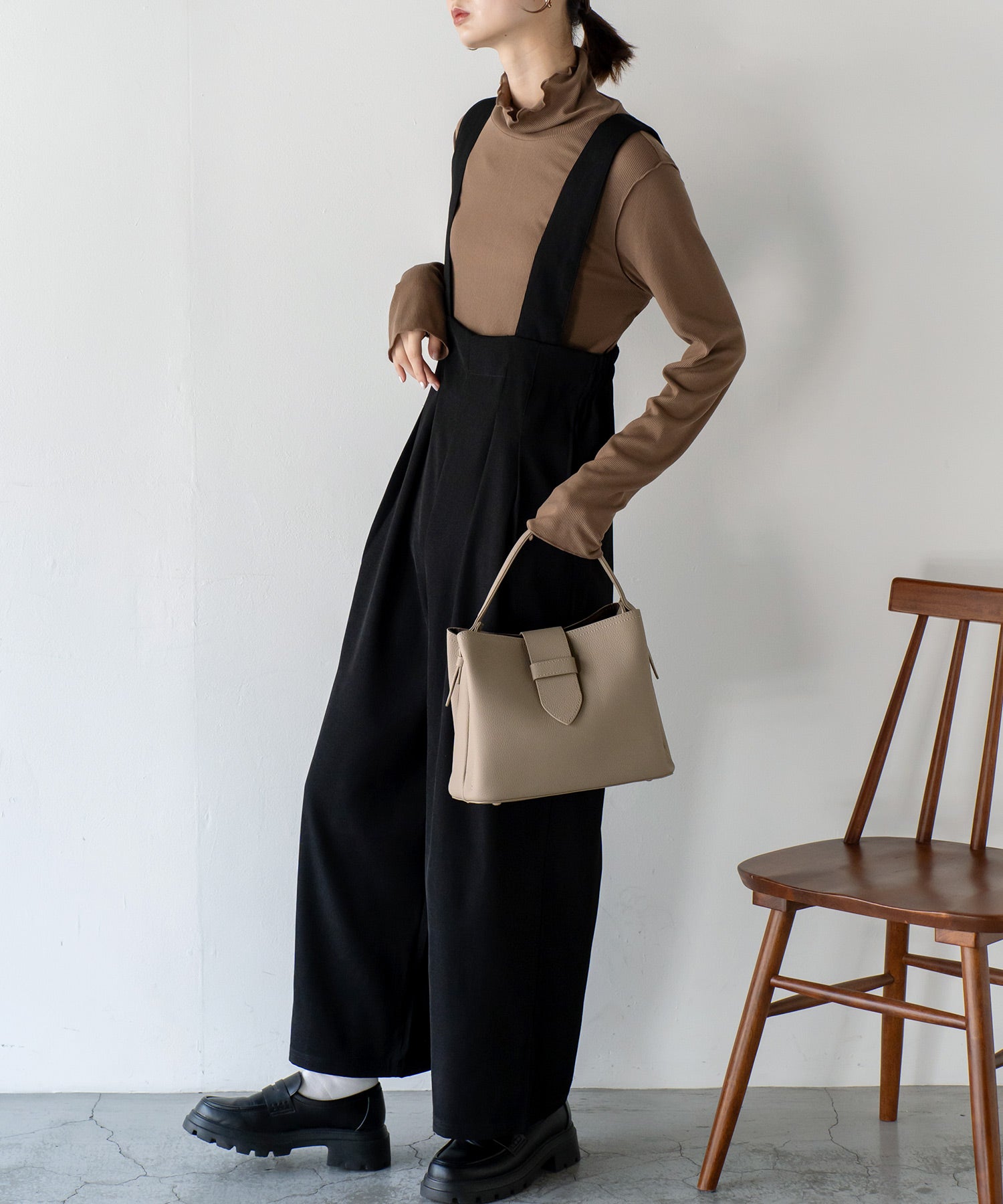 ヴィータフェリーチェ VitaFelice 本革3ルーム2wayハンドバッグ (GRAYBEIGE) GRAYBEIGE