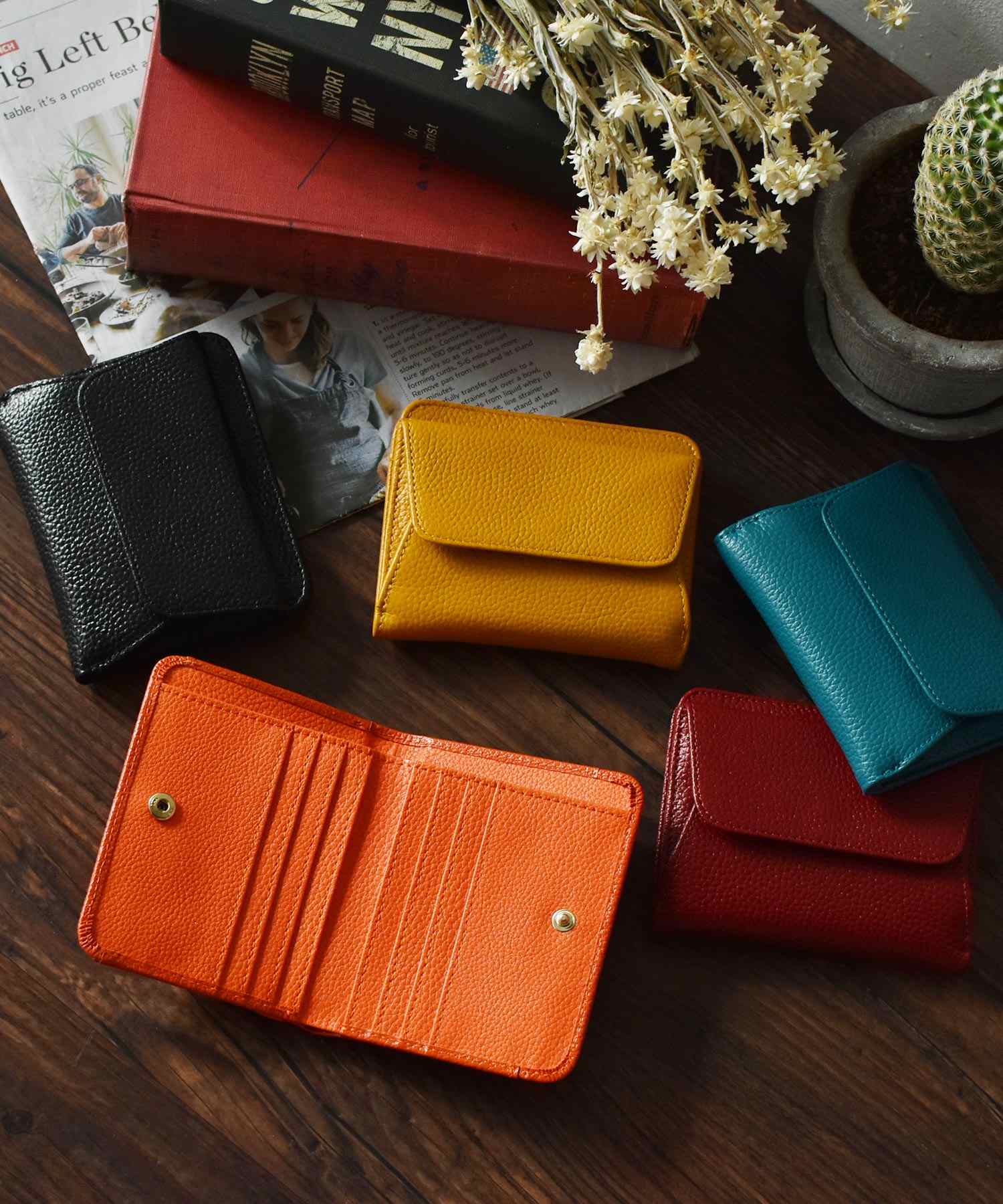 ヴィータフェリーチェ VitaFelice コンパクト牛革スリムウォレット (GOLD) GOLD