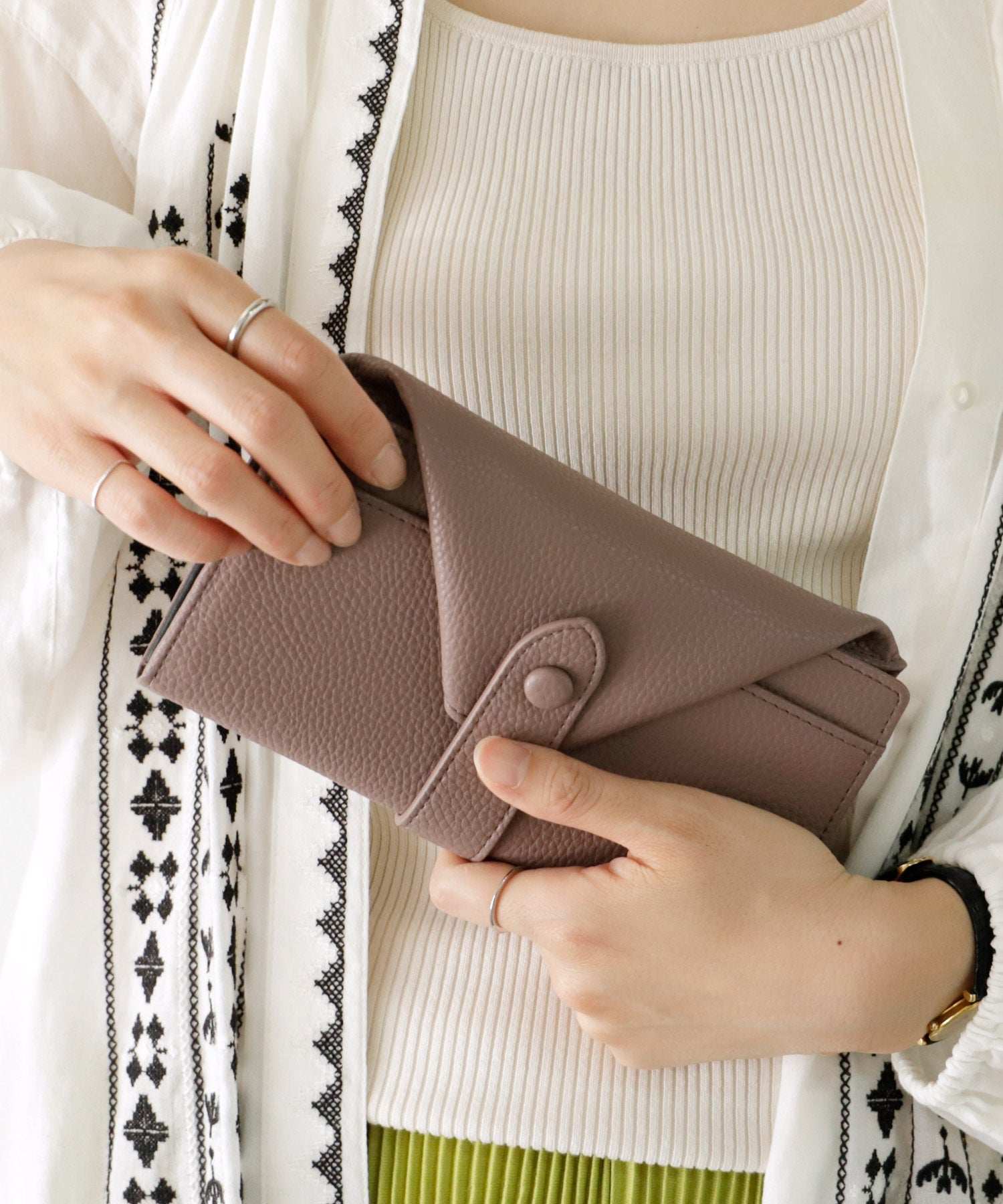 ヴィータフェリーチェ VitaFelice スキミング防止レター型長財布,SMOKEPINK