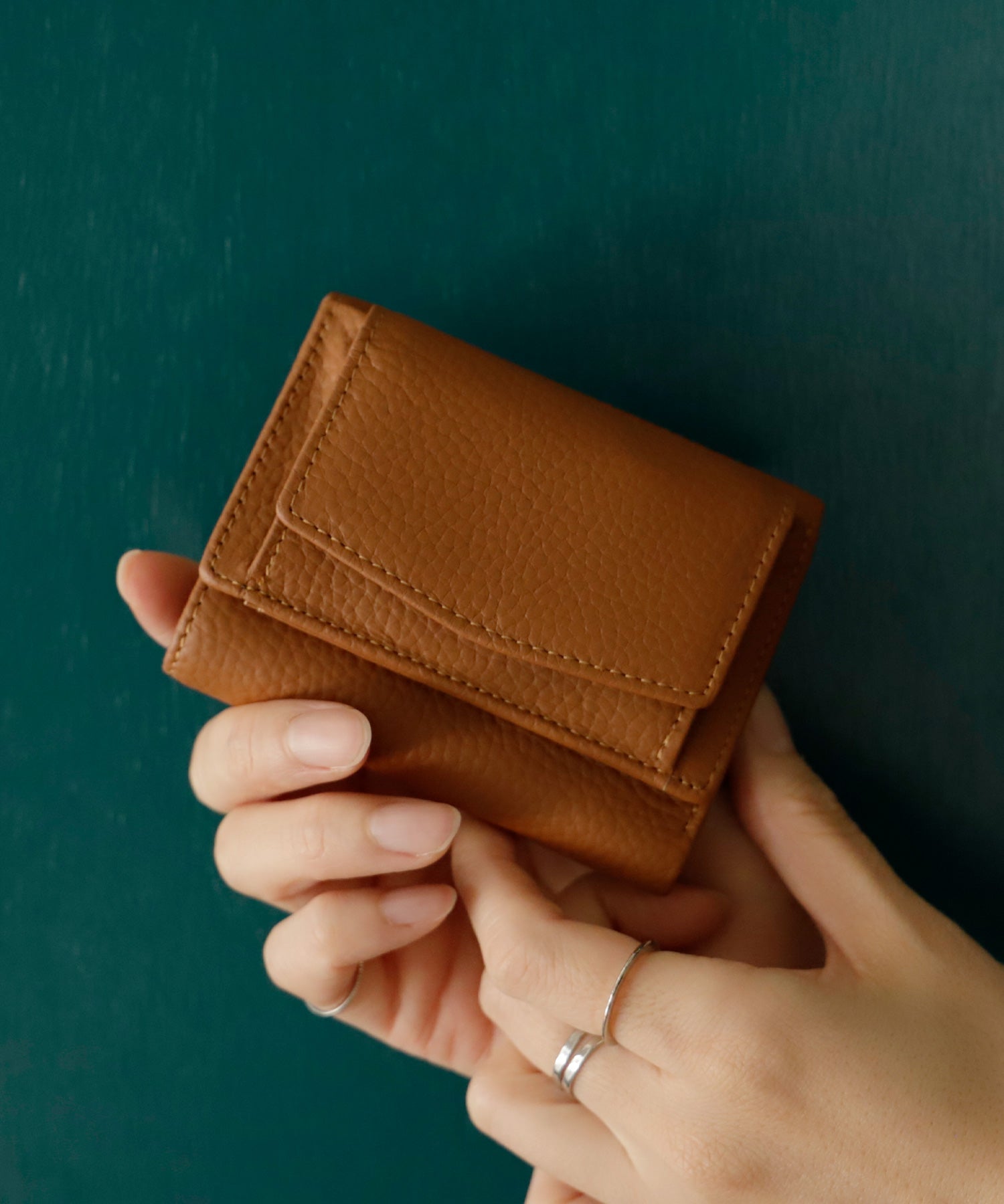 ヴィータフェリーチェ VitaFelice 【スキミング防止】本革スクエアミニウォレット,BROWN