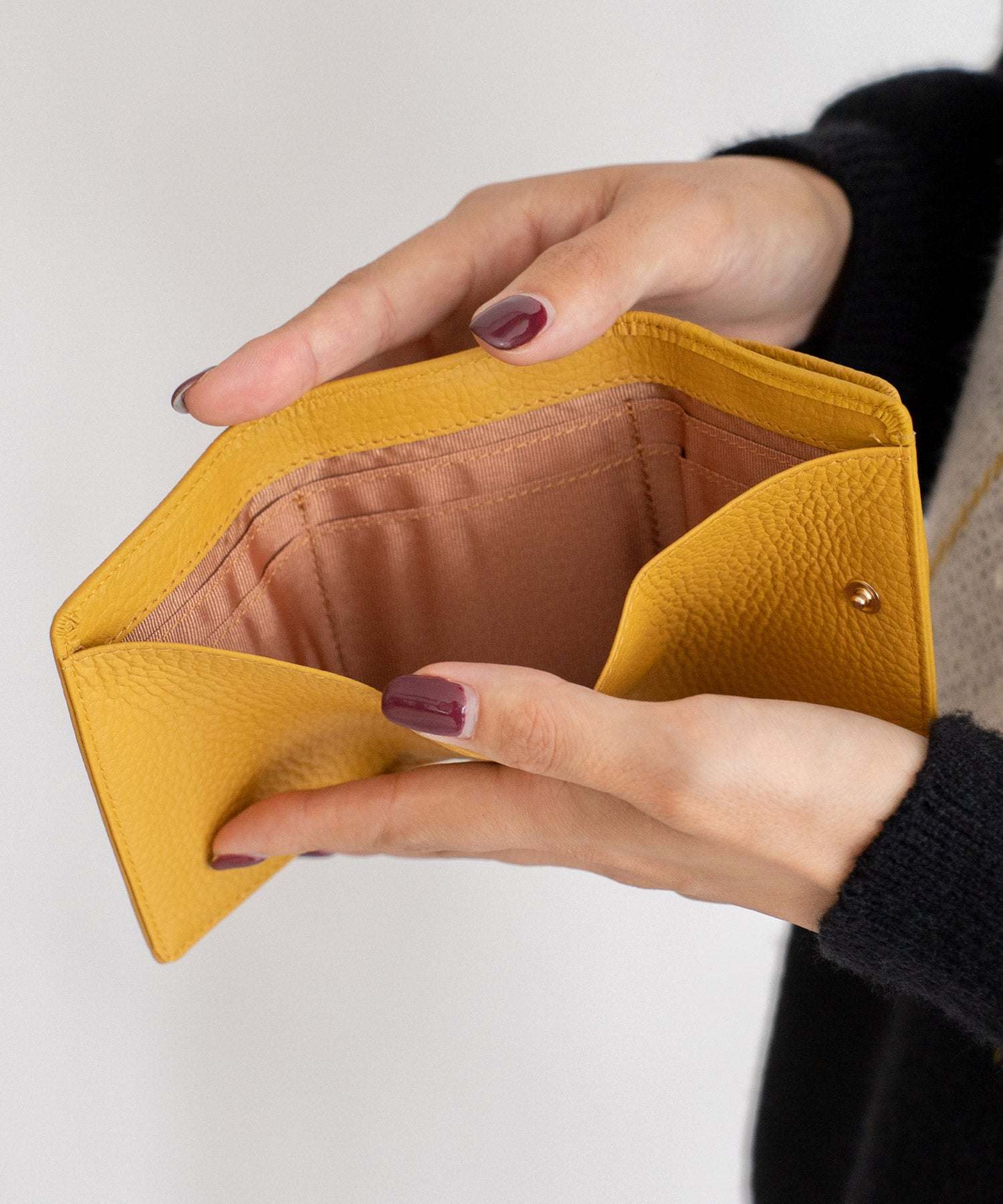 ヴィータフェリーチェ VitaFelice 【スキミング防止】本革スクエアミニウォレット