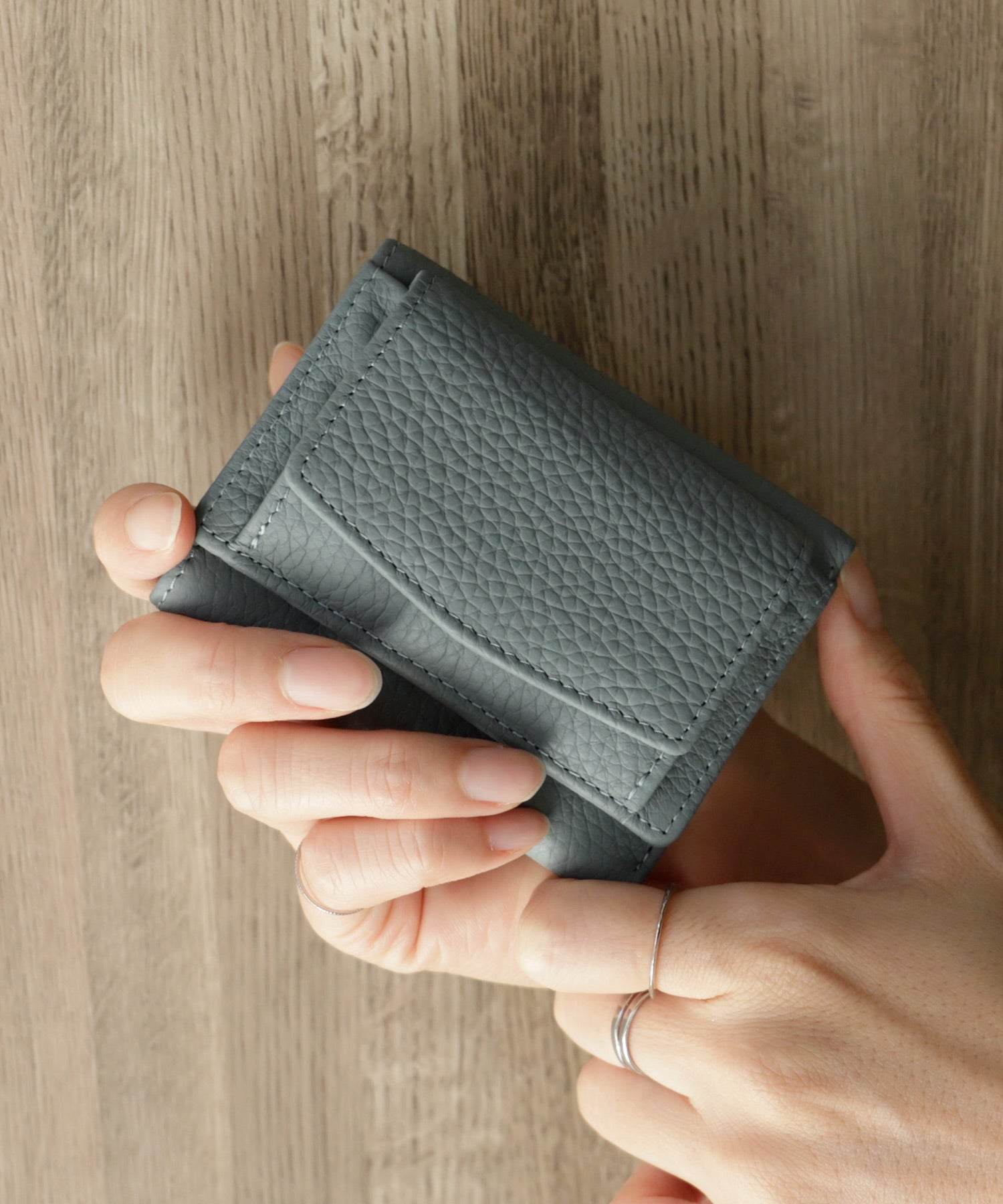 ヴィータフェリーチェ VitaFelice 【スキミング防止】本革スクエアミニウォレット,MOSSBLUE