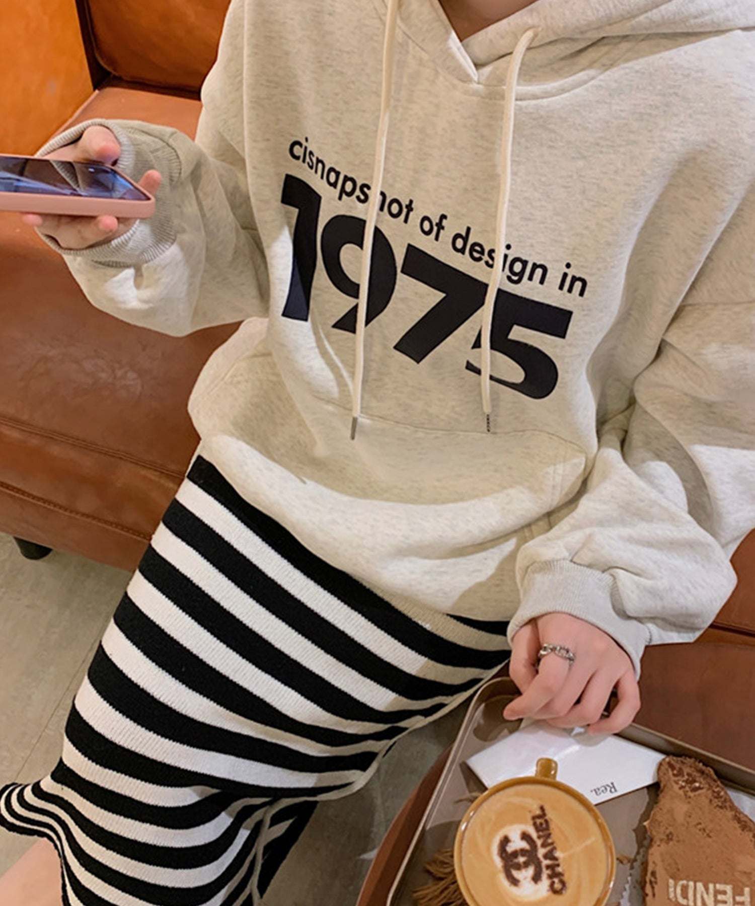 ヴィータフェリーチェ VitaFelice ロゴ スウェット パーカー