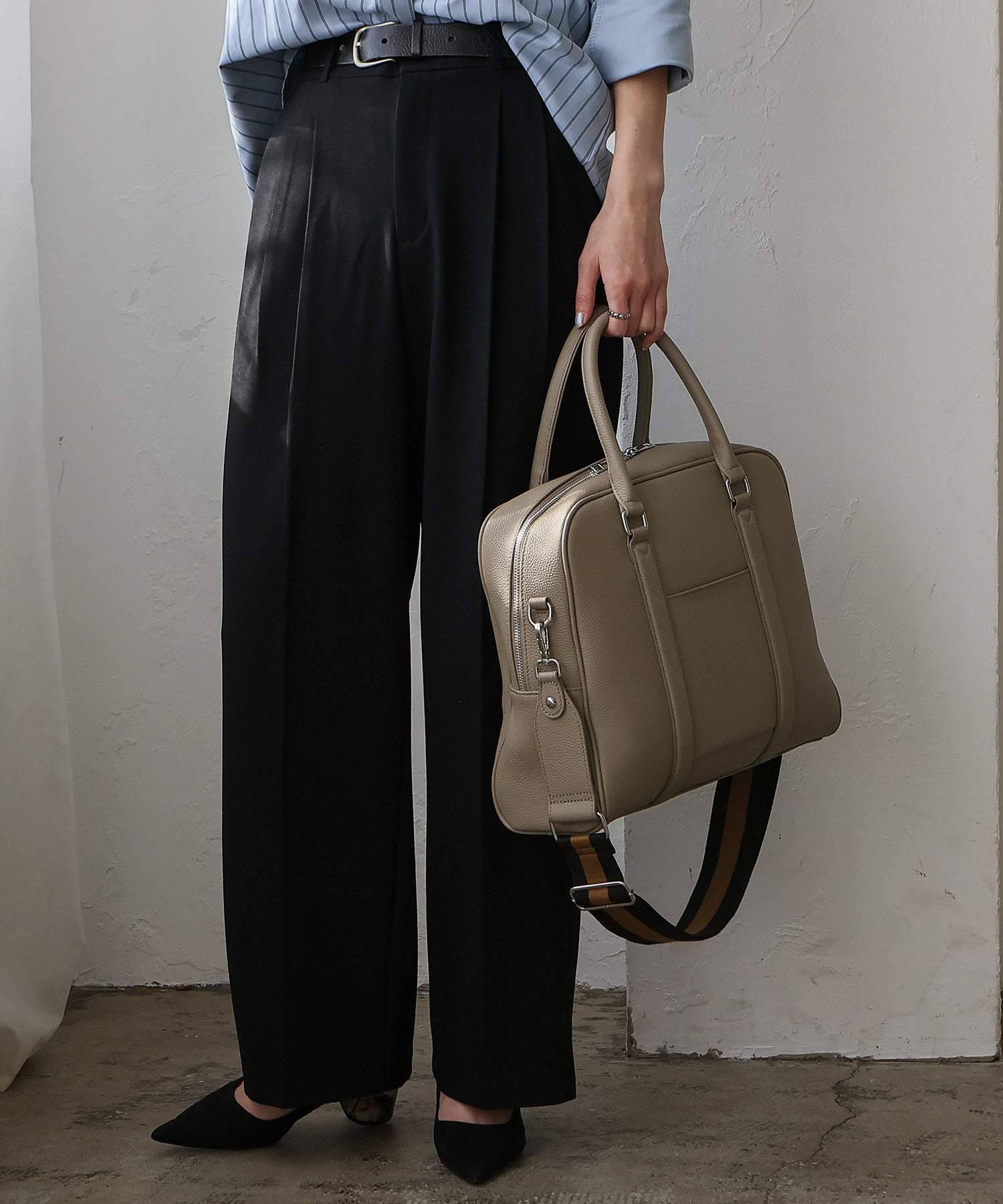 VitaFelice VitaFelice Genuine Leather 2-way Square Boston Bag
