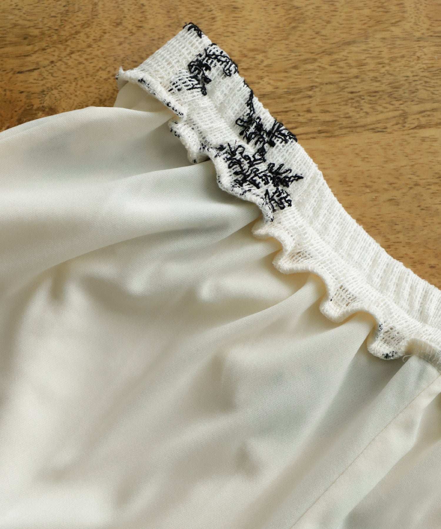 ヴィータフェリーチェ VitaFelice 花柄刺繍シアーパンツ (BLACK) BLACK