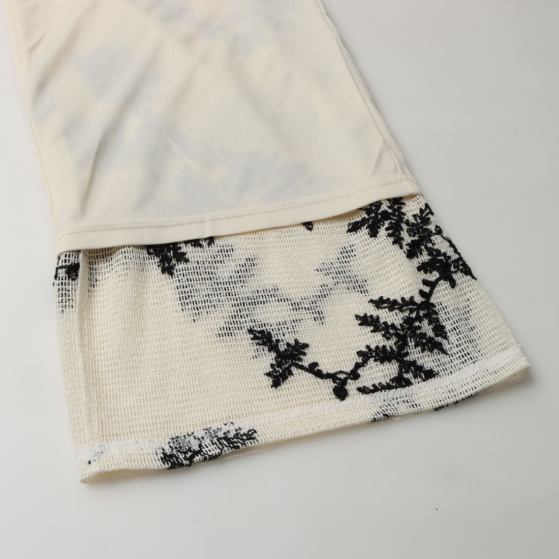 ヴィータフェリーチェ VitaFelice 花柄刺繍シアーパンツ (BLACK) BLACK