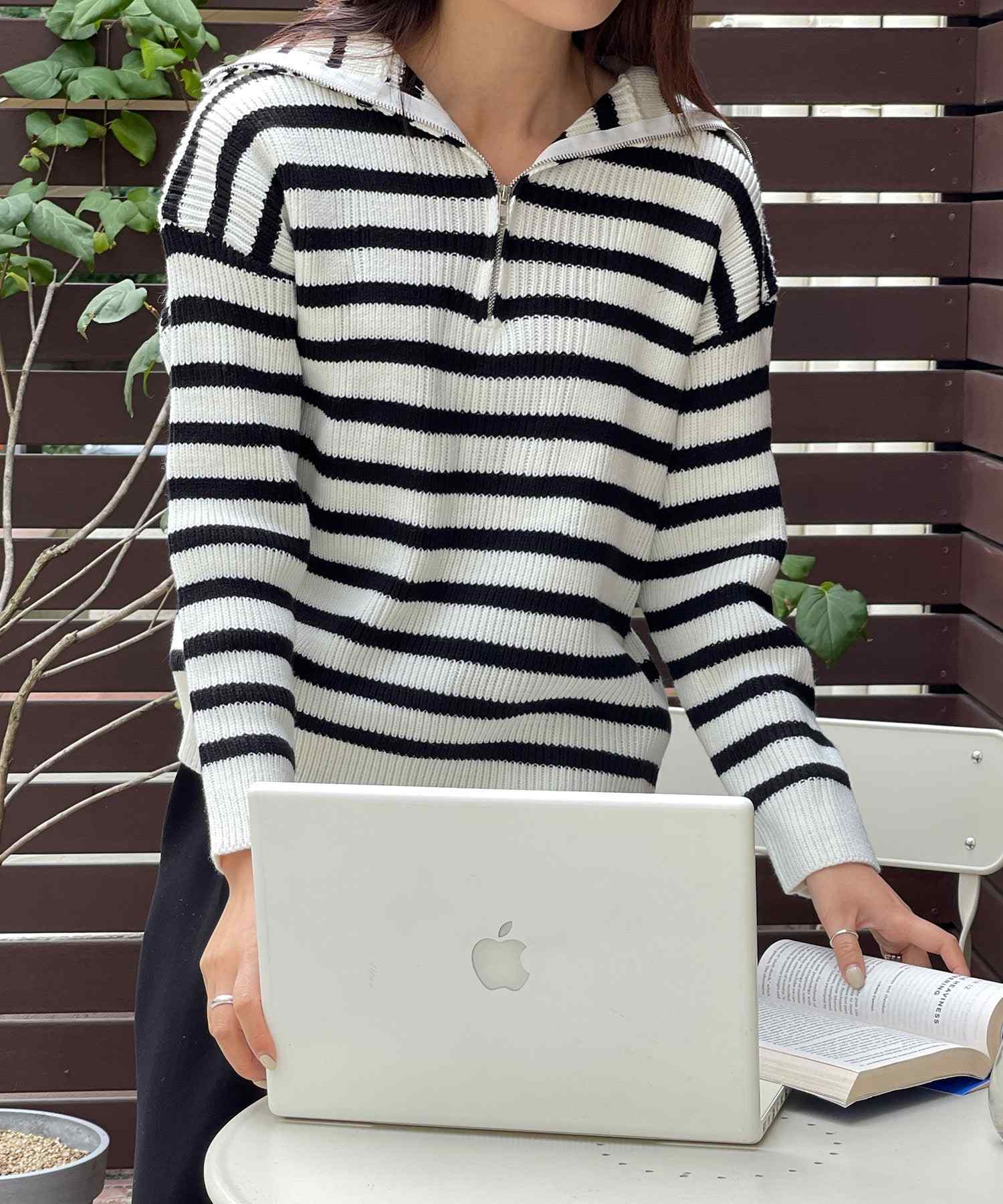 ヴィータフェリーチェ VitaFelice セーラーカラーフロントジップニットプルオーバー