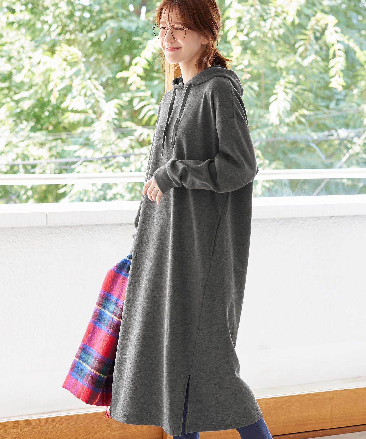 ヴィオラ エ ヴィオラ Viola e Viola 【蓄熱保温】裏ファーマキシ丈ゆるパーカーワンピース (杢チャコール) 杢チャコール