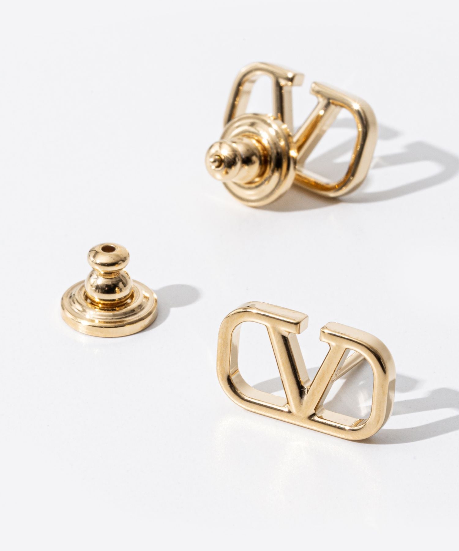 ヴァレンティノ VALENTINO 5W2J0G76MET ピアス VLOGO SIGNATURE レディース アクセサリー プレゼント CS4 EARRINGS