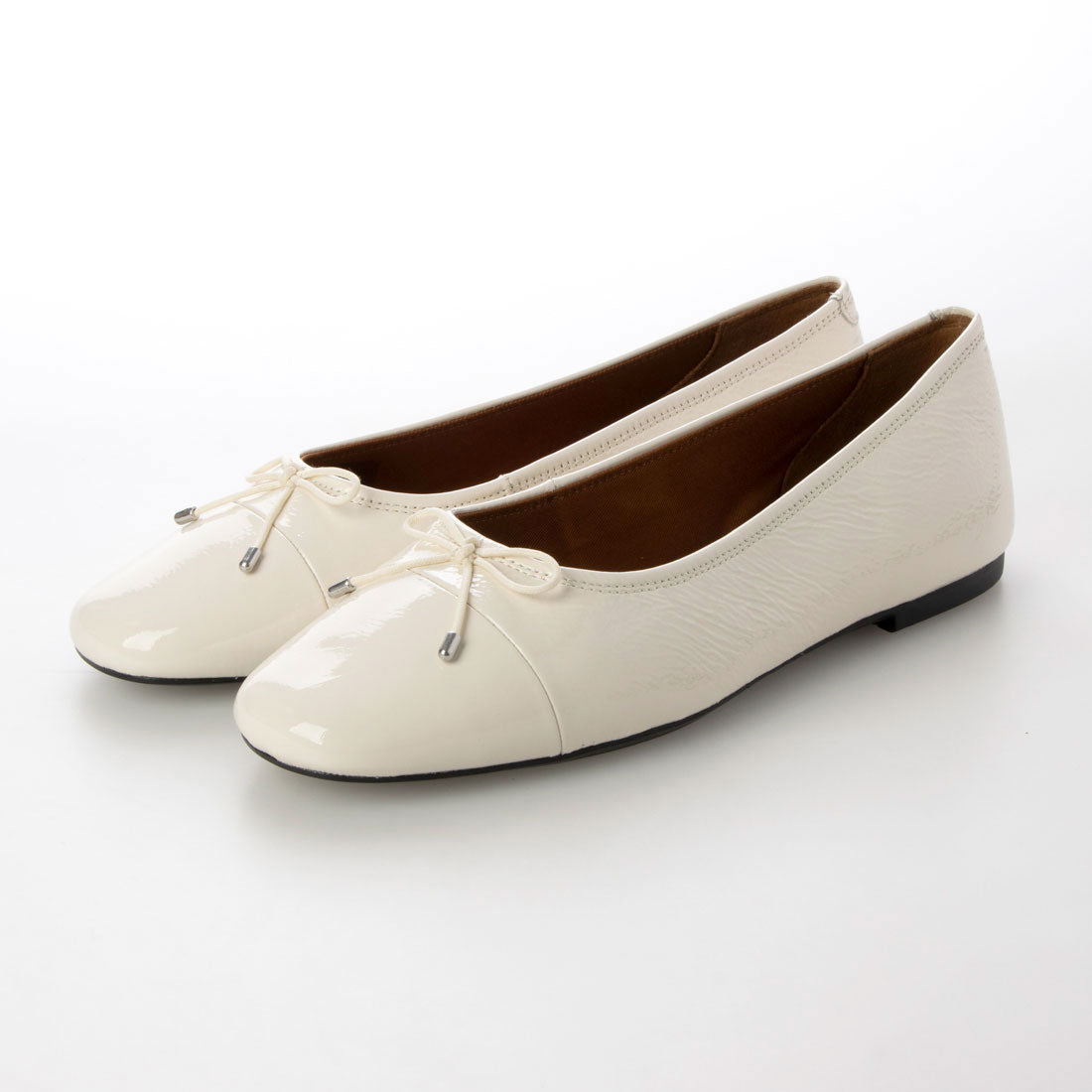 ヴァガボンド VAGABOND リボンバレエシューズ