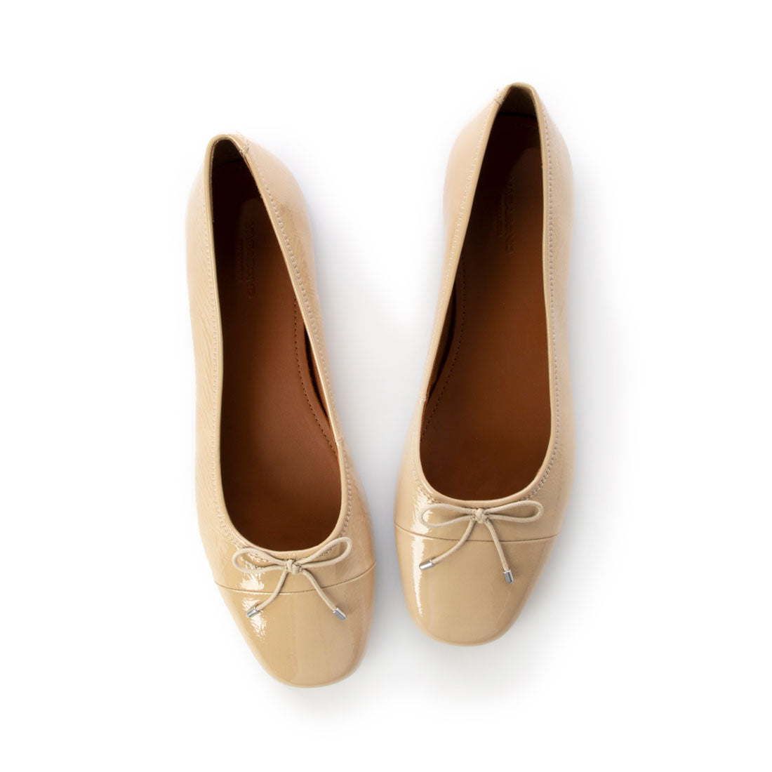 ヴァガボンド VAGABOND リボンバレエシューズ