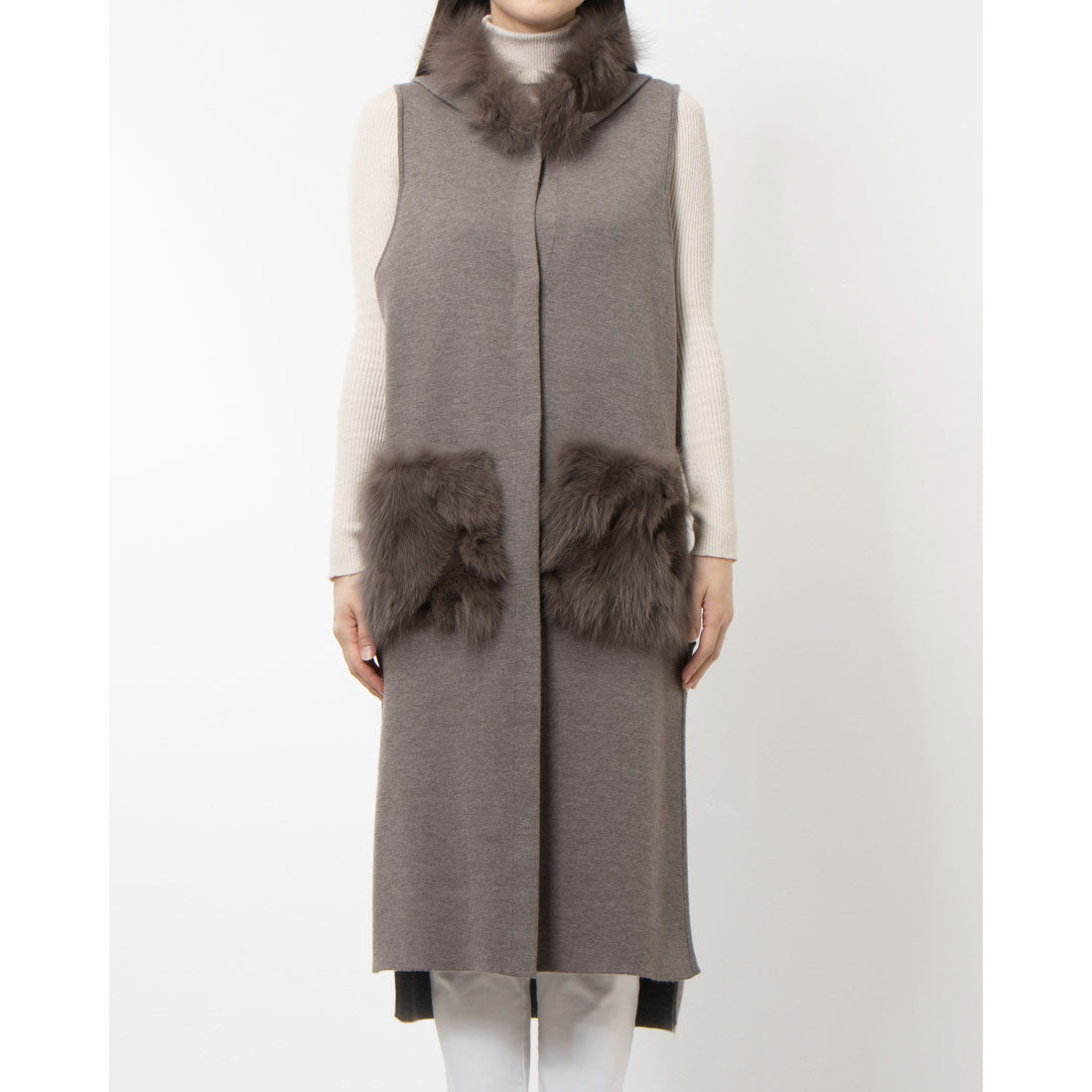 ベスジョーヤ VESGIOIA ニットFOXフード付ロングベスト